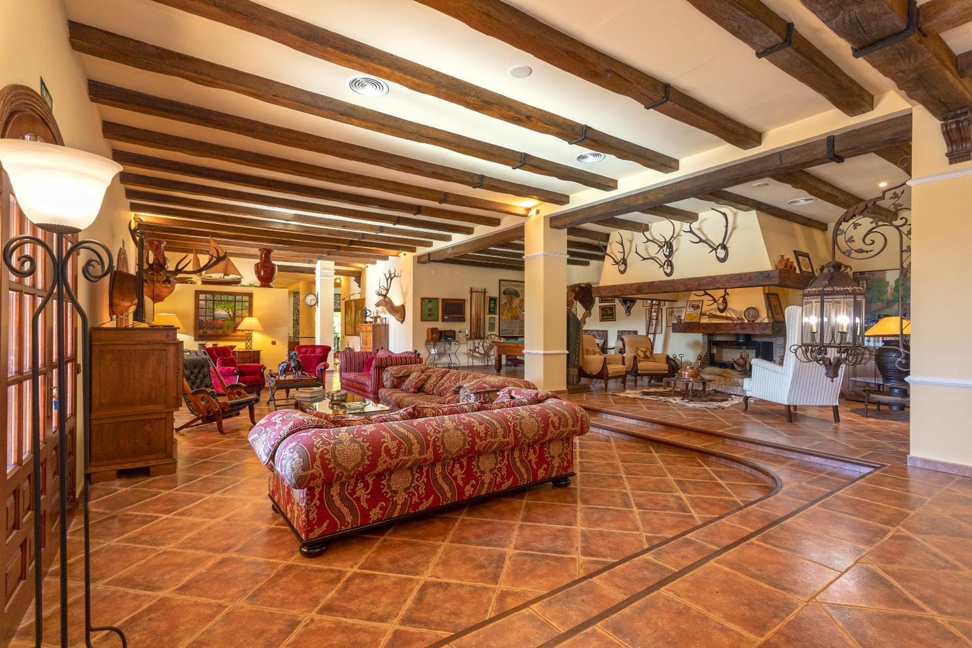 Casa Flores con Piscina interior climatizada