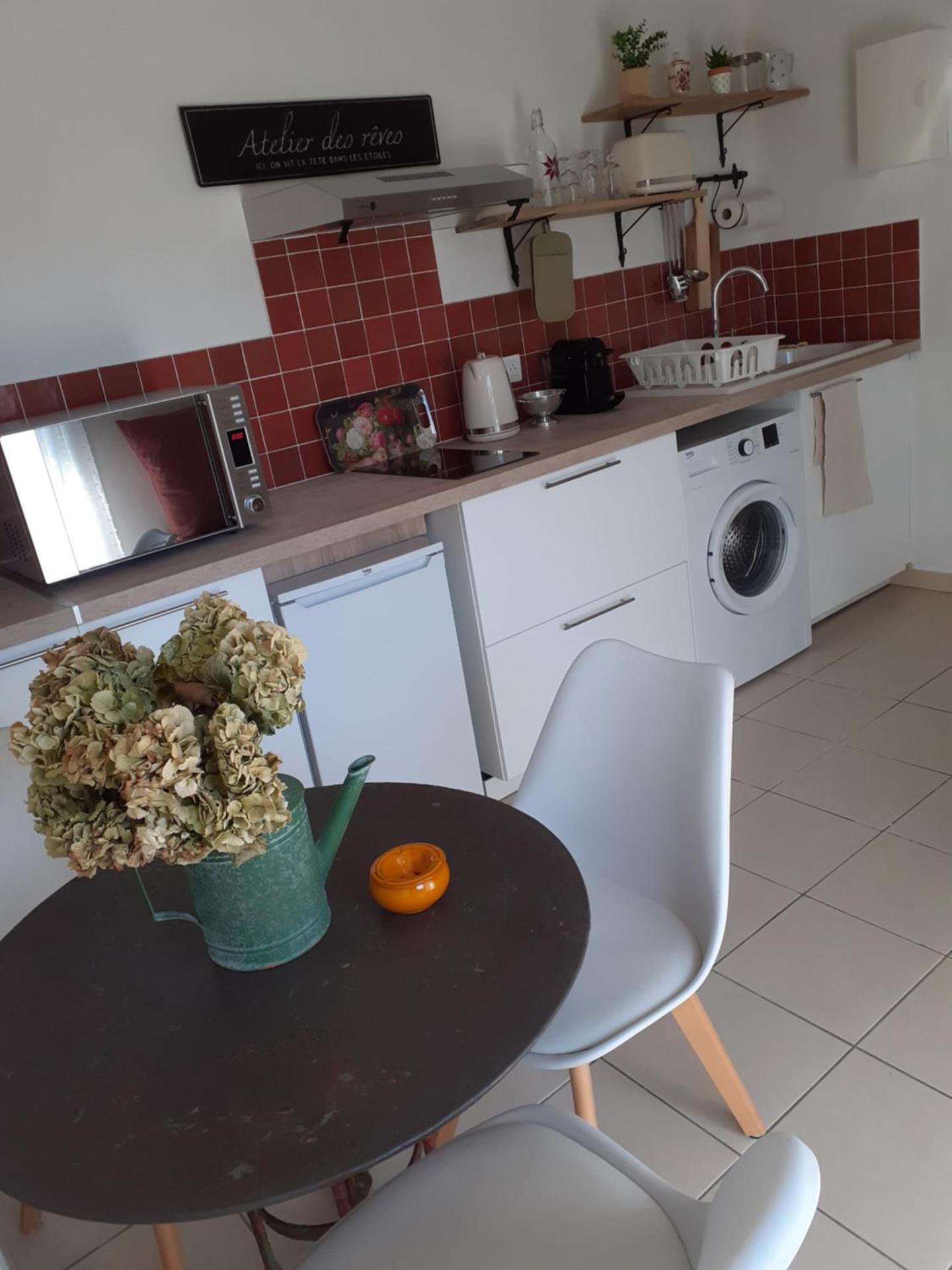 Kitchen or kitchenette