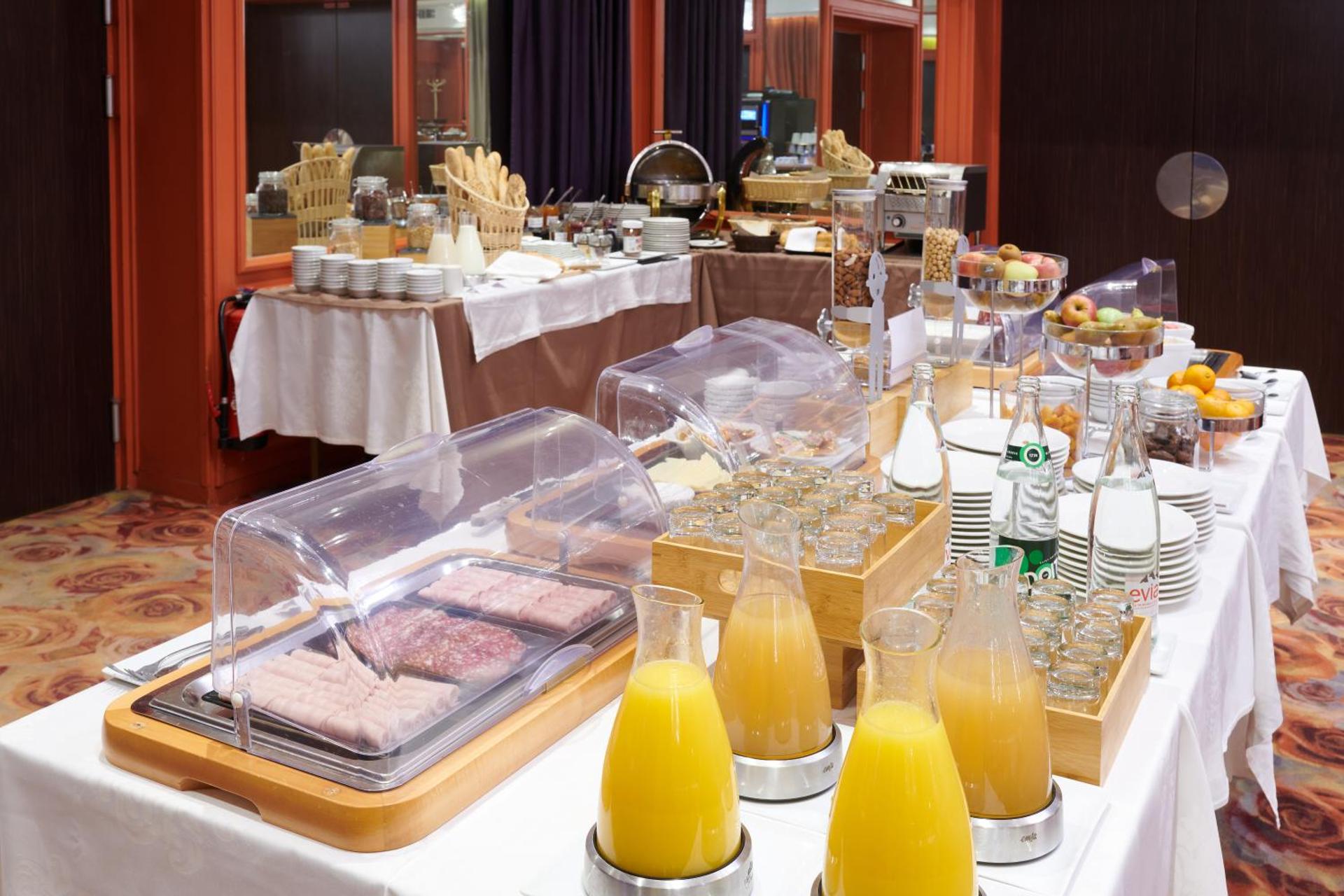 Buffet breakfast