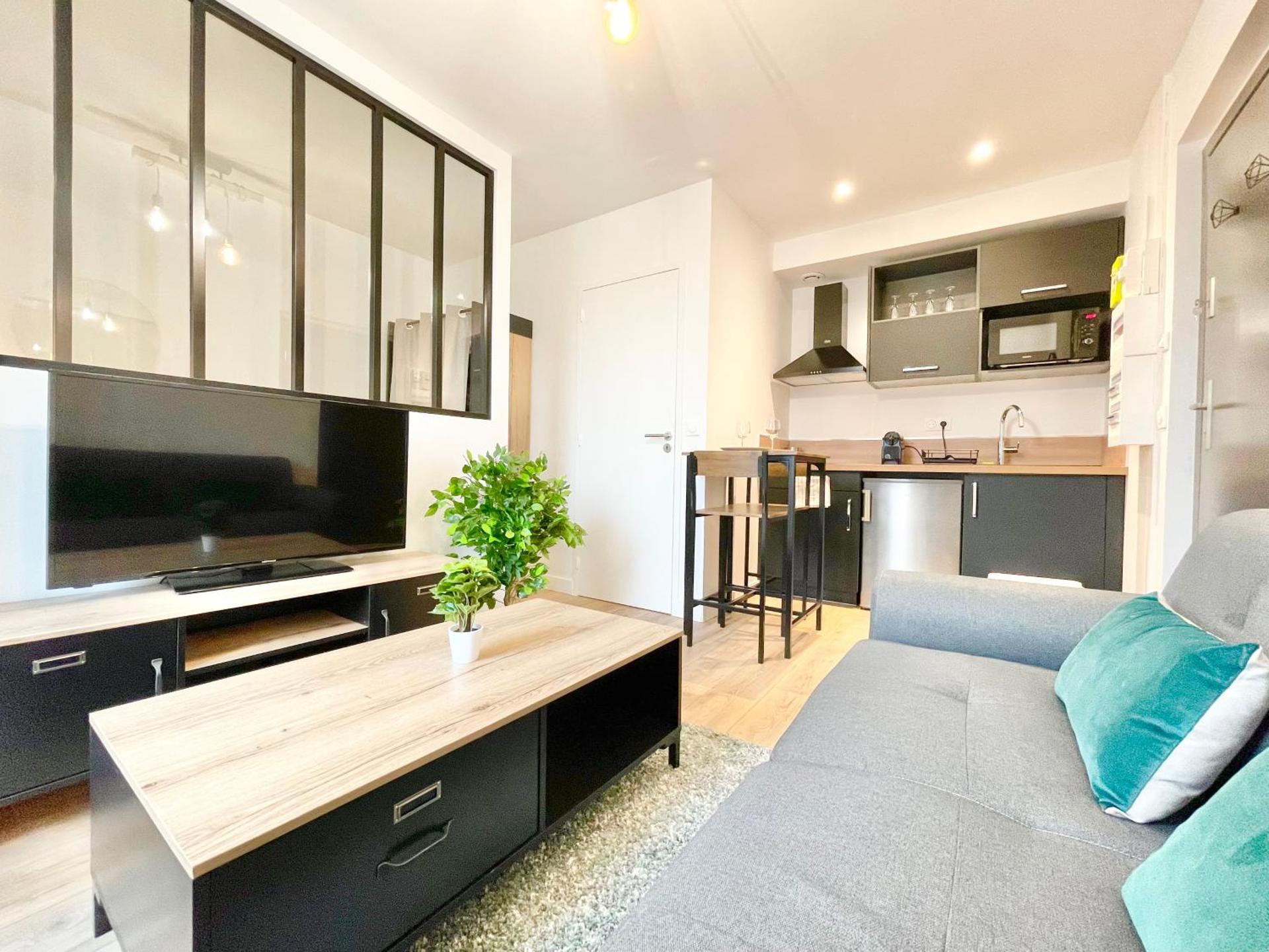 Communal lounge/ TV room