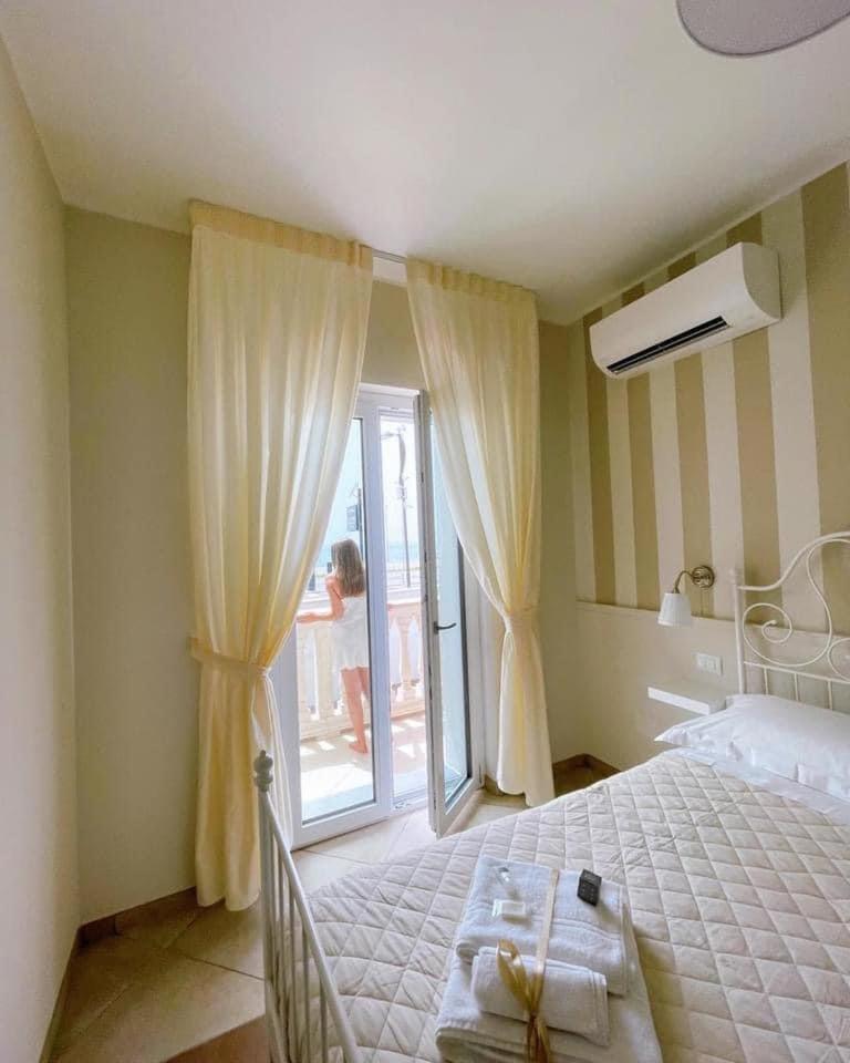 Crialesi Boutique Rooms