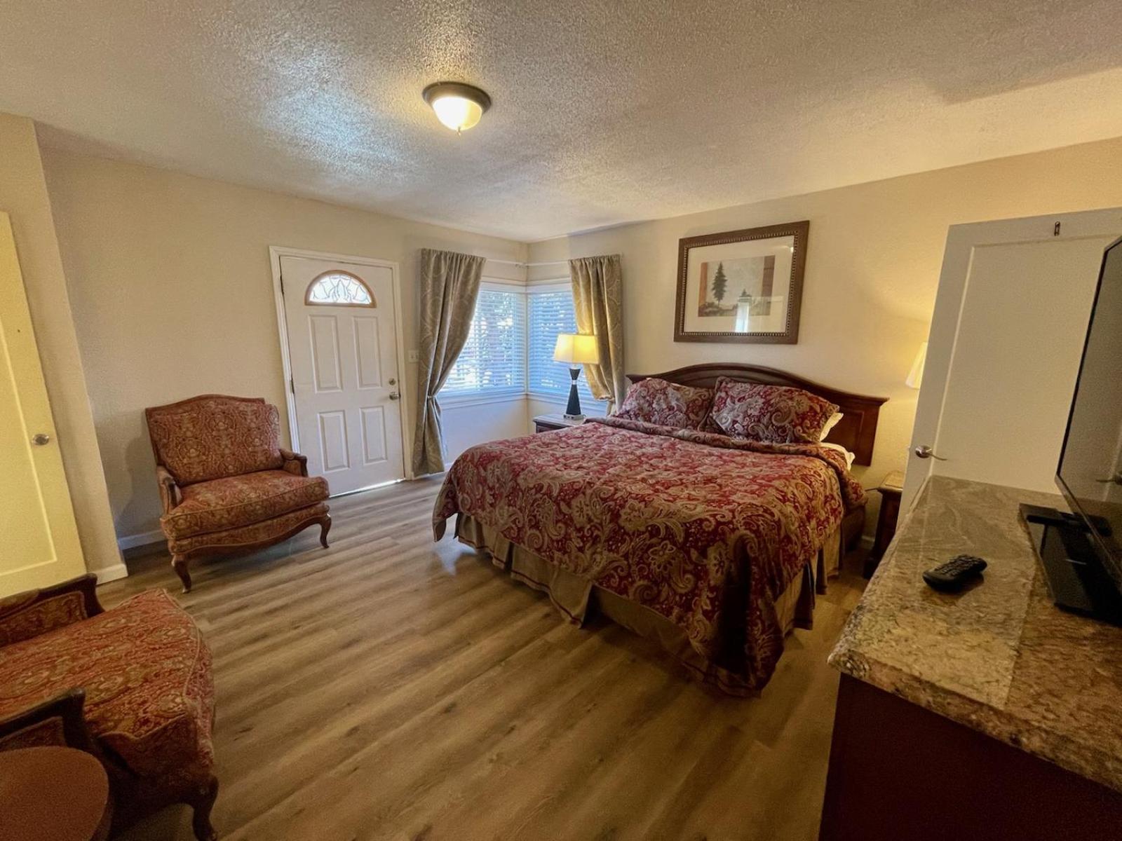 Rainbow Lodge and Inn