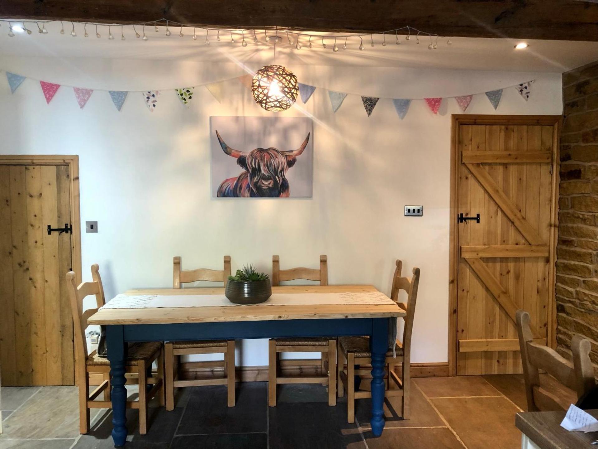 Wuthering Cottage - Central, Stylish, Cosy, Comfy