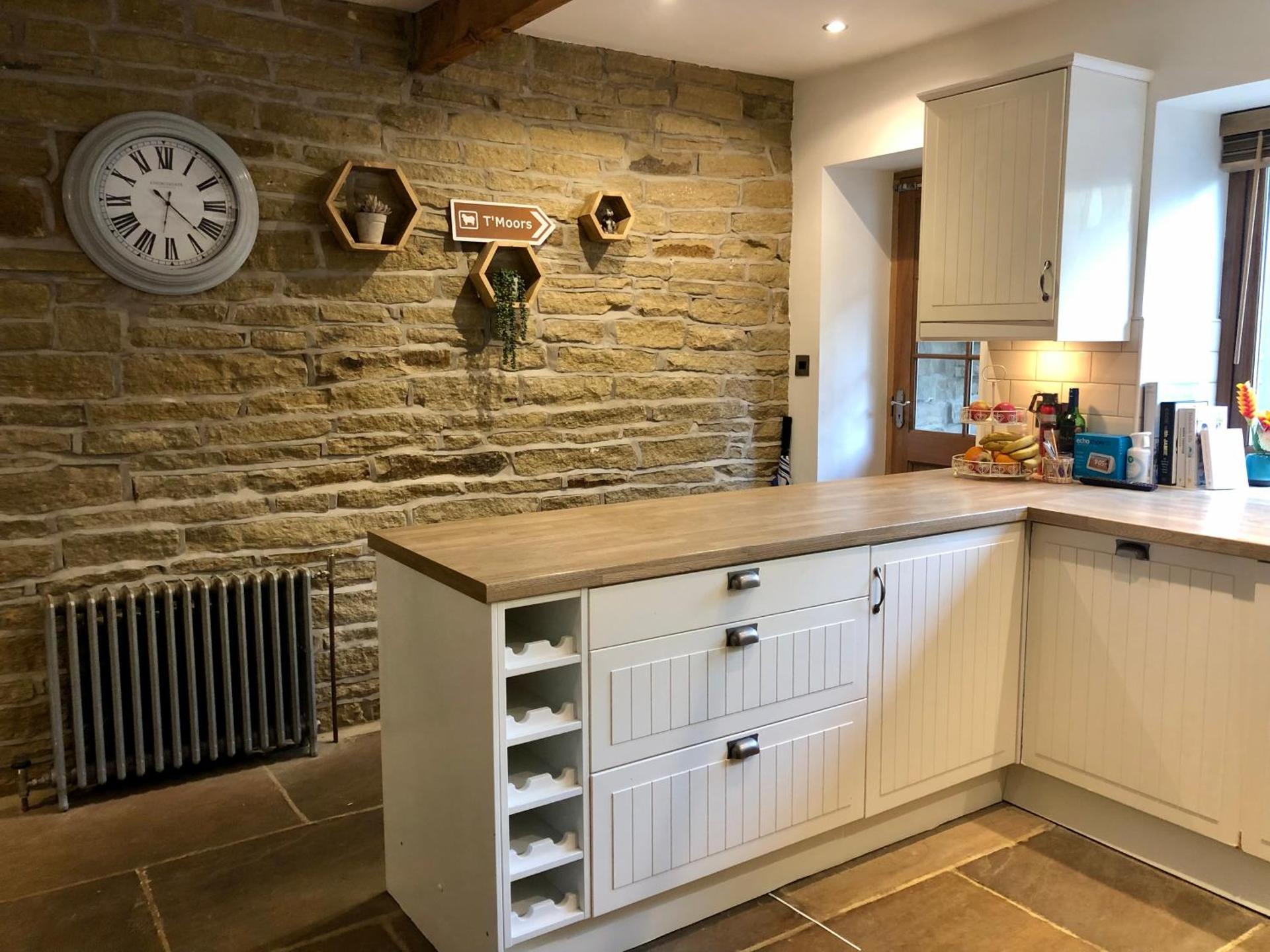 Wuthering Cottage - Central, Stylish, Cosy, Comfy