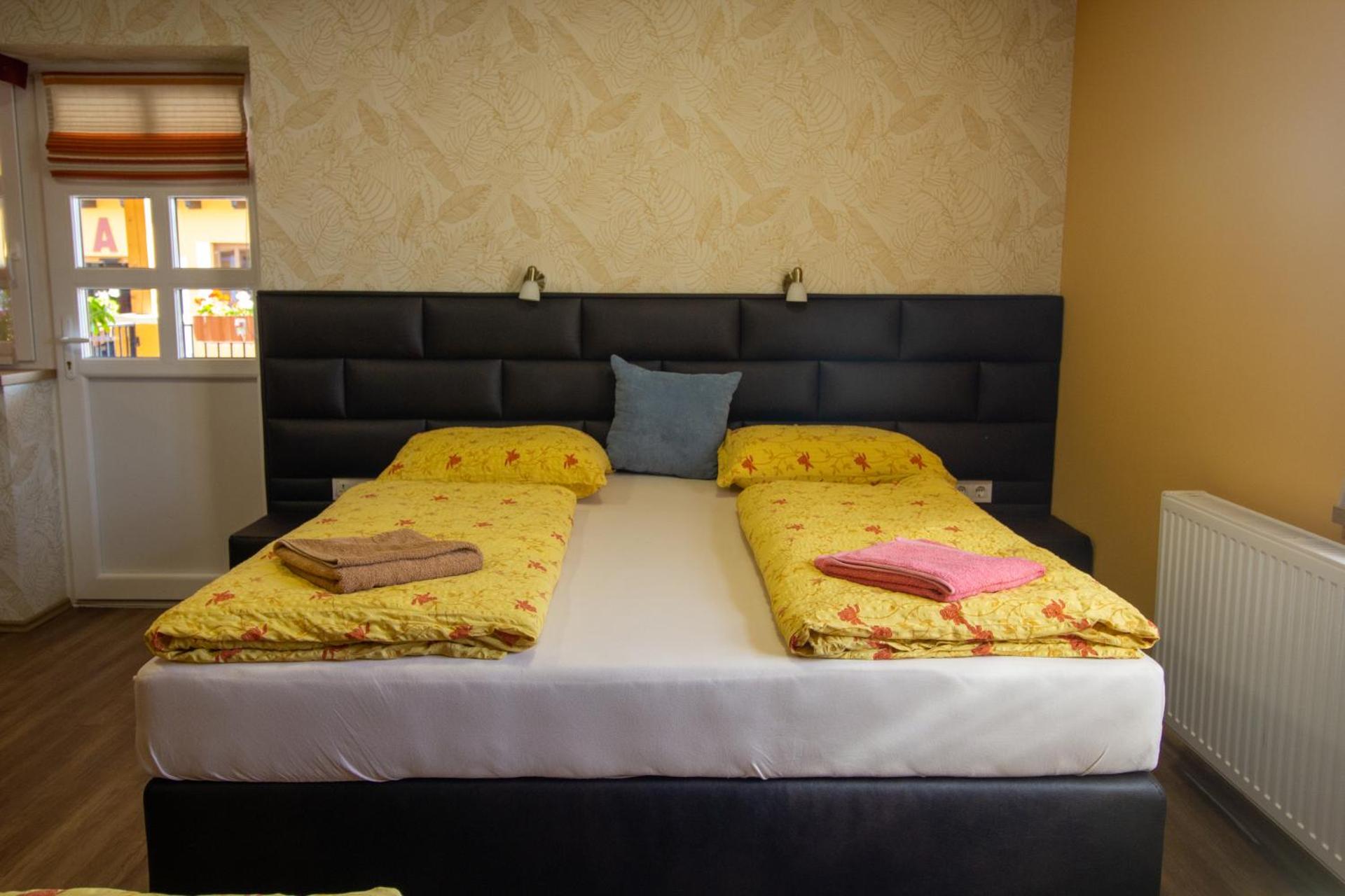 Quadruple Room with Terrace