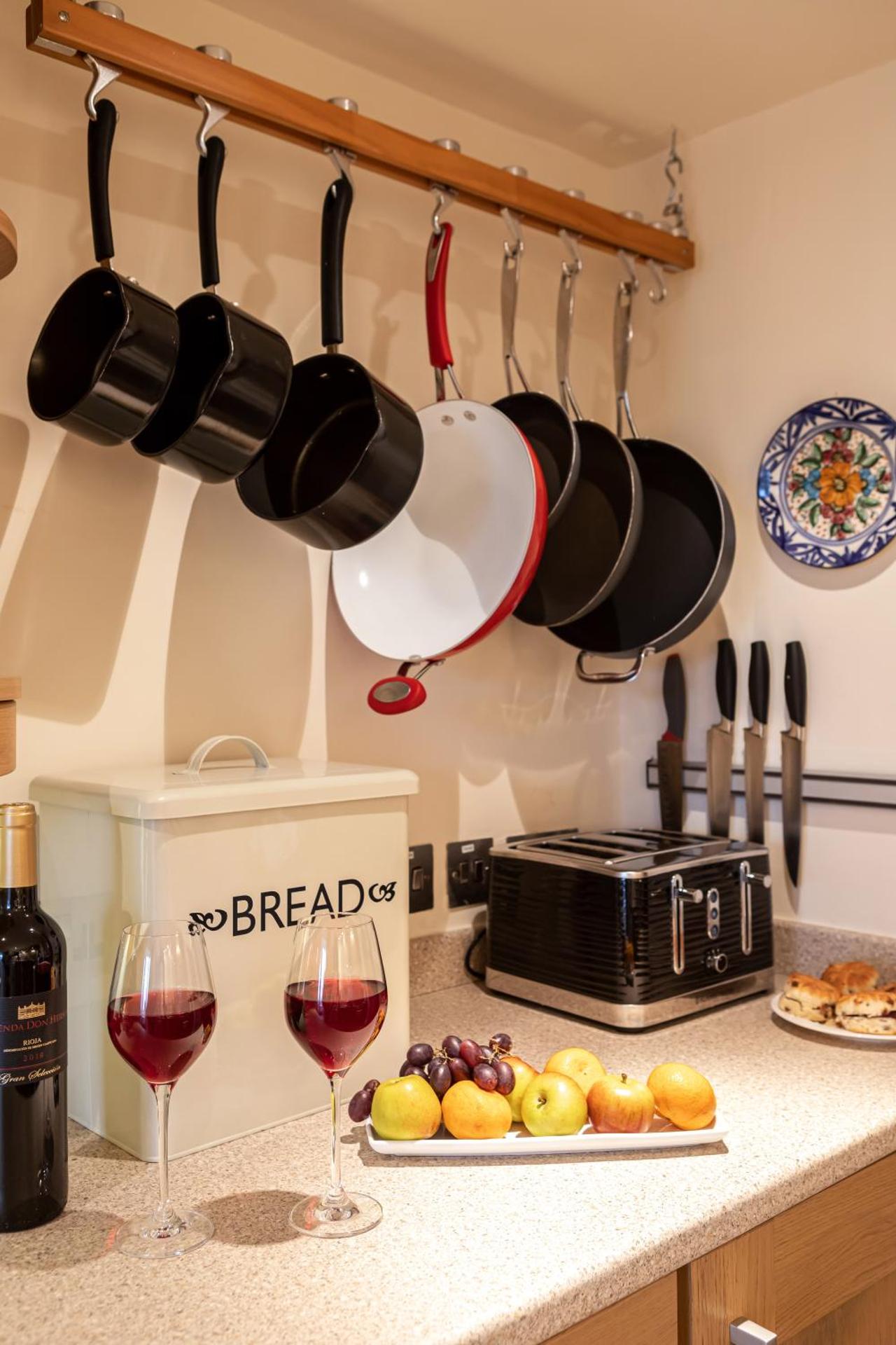 Ingleton 2-Bed Cottage Sleeps 4 Pet Ok & Parking