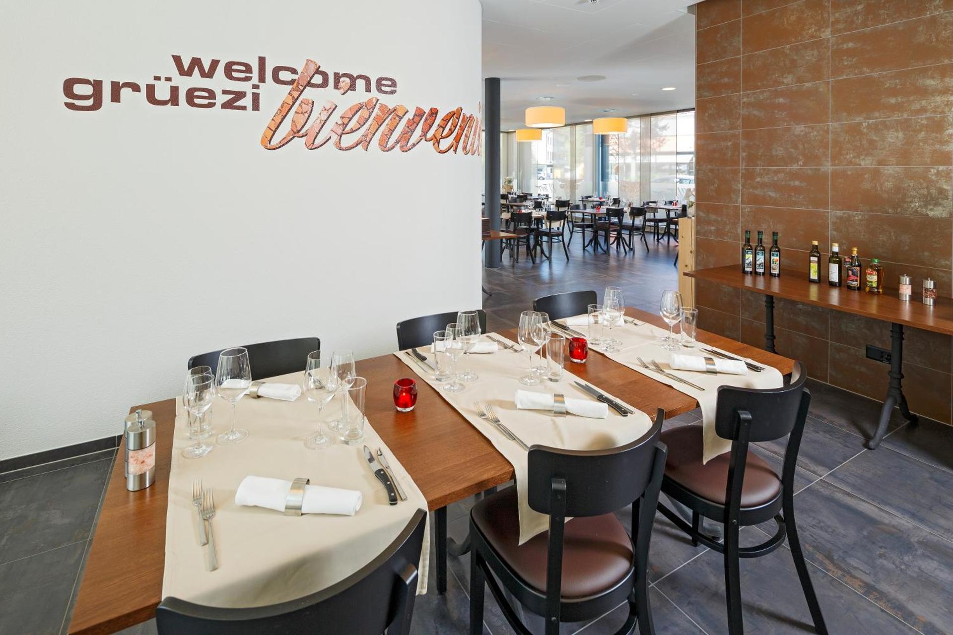 Restaurant/places to eat