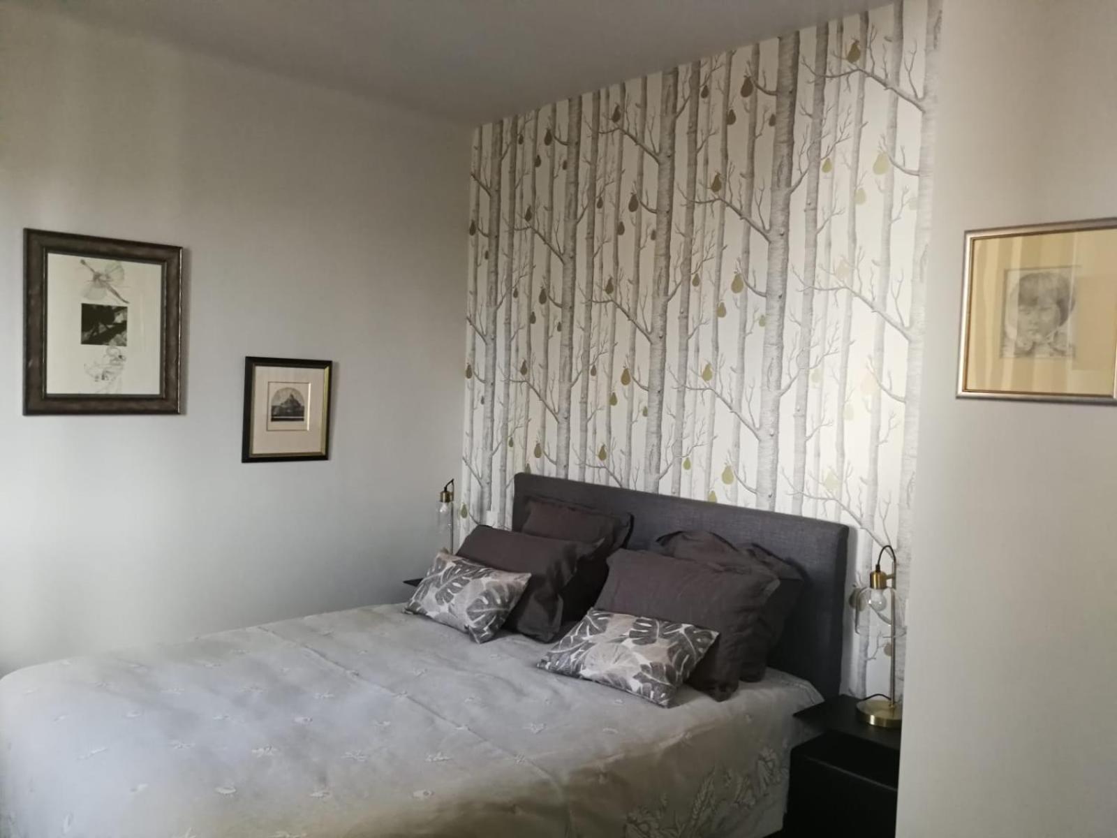 Deluxe Double Room with Shower