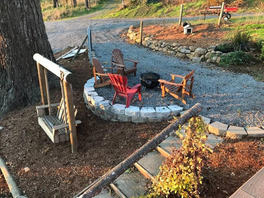 Spectacular Valley View in Wine Country