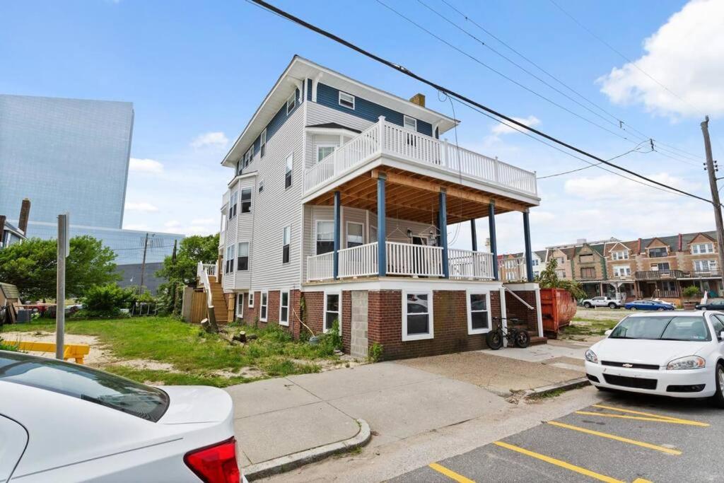 Renovated Beach Block 7BR North Beach Atlantic City - Steps to Beach & Casino