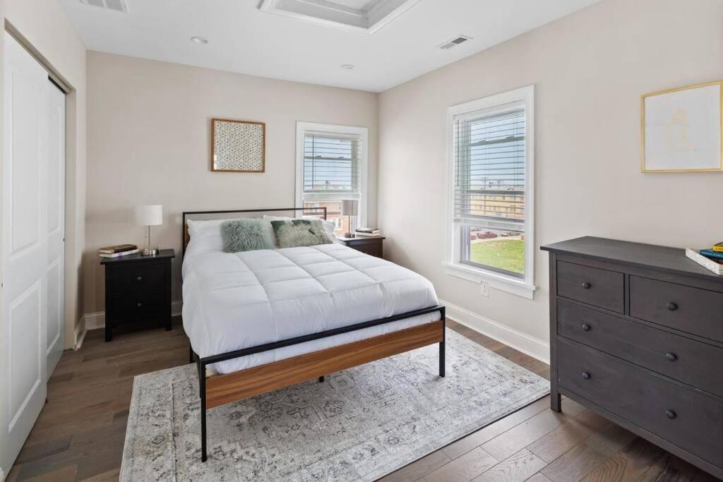 Renovated Beach Block 7BR North Beach Atlantic City - Steps to Beach & Casino