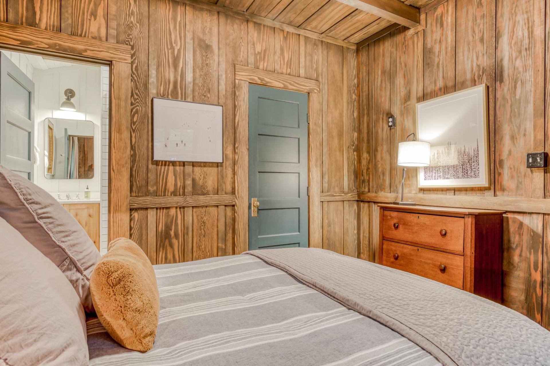 Hygge Cabin On The River