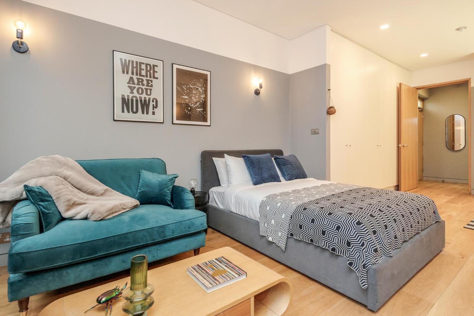 Photo of the whole room