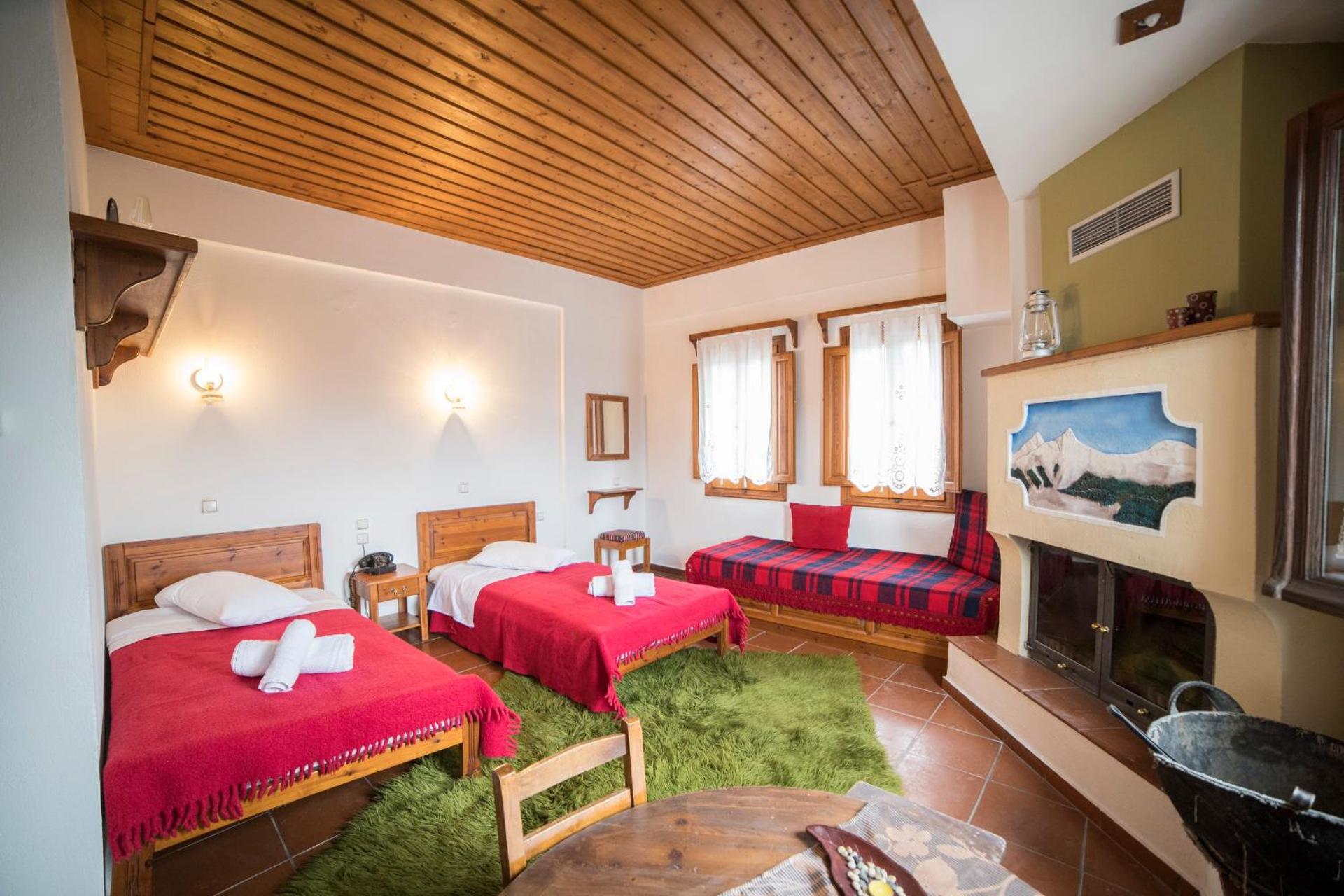 Camera Tripla con Vista Montagna