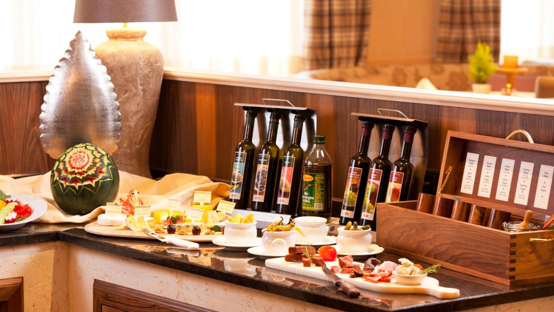 Restaurant/places to eat