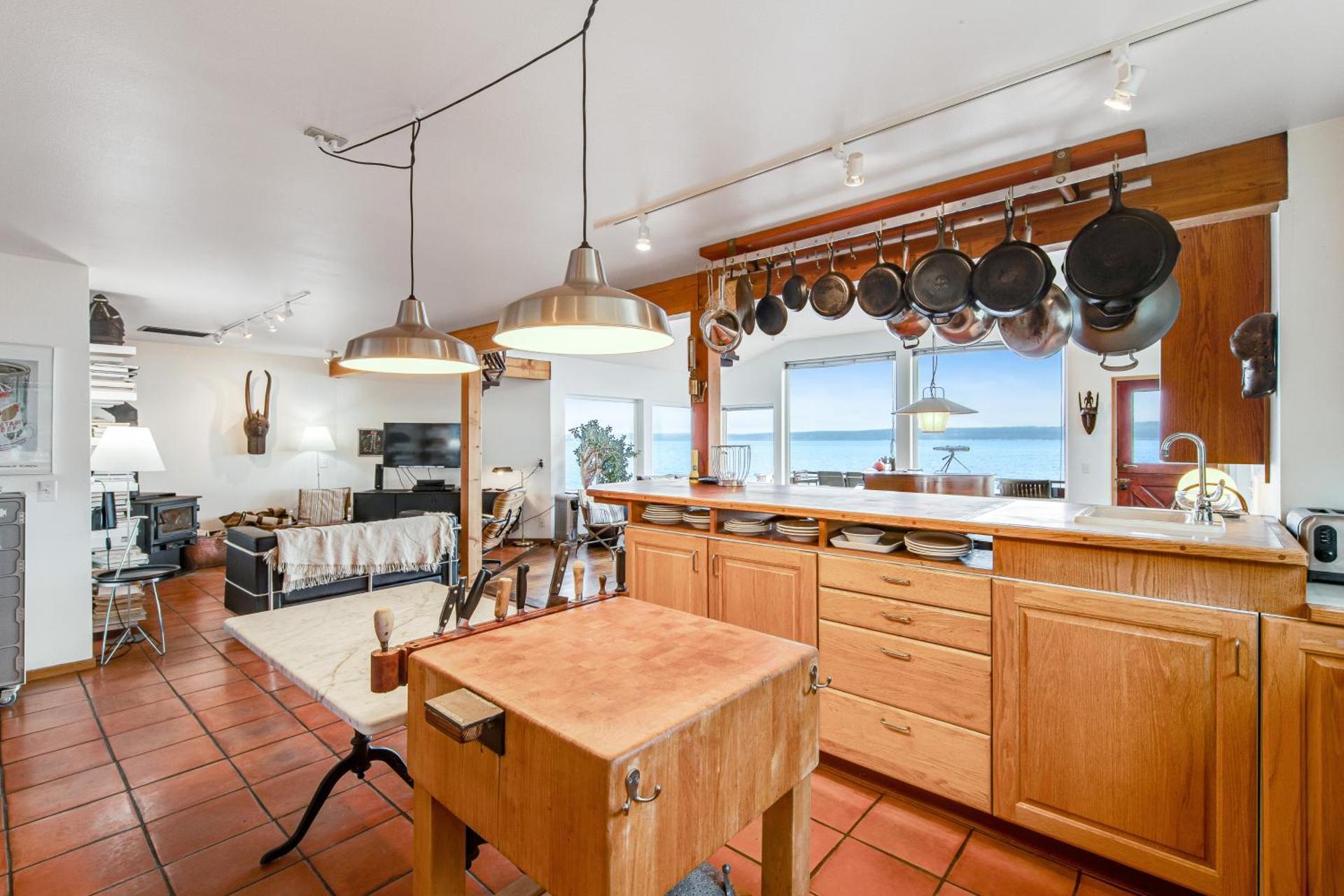 The Artists' Beachhouse