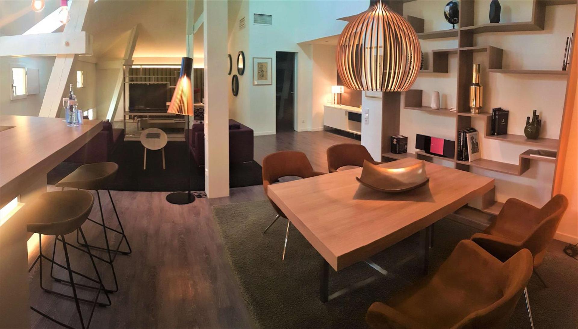 Photo of the whole room