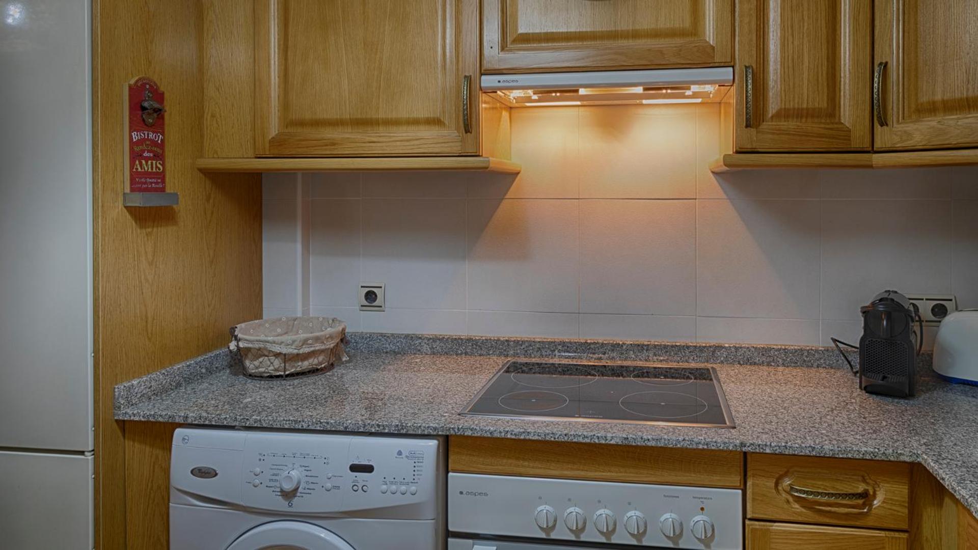 Saplan Real Estate LIN