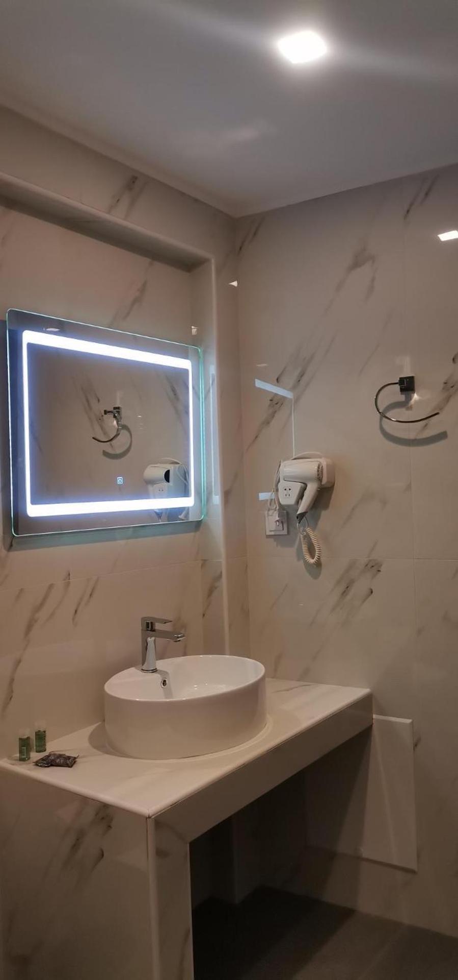 Varvitsiotis Studios