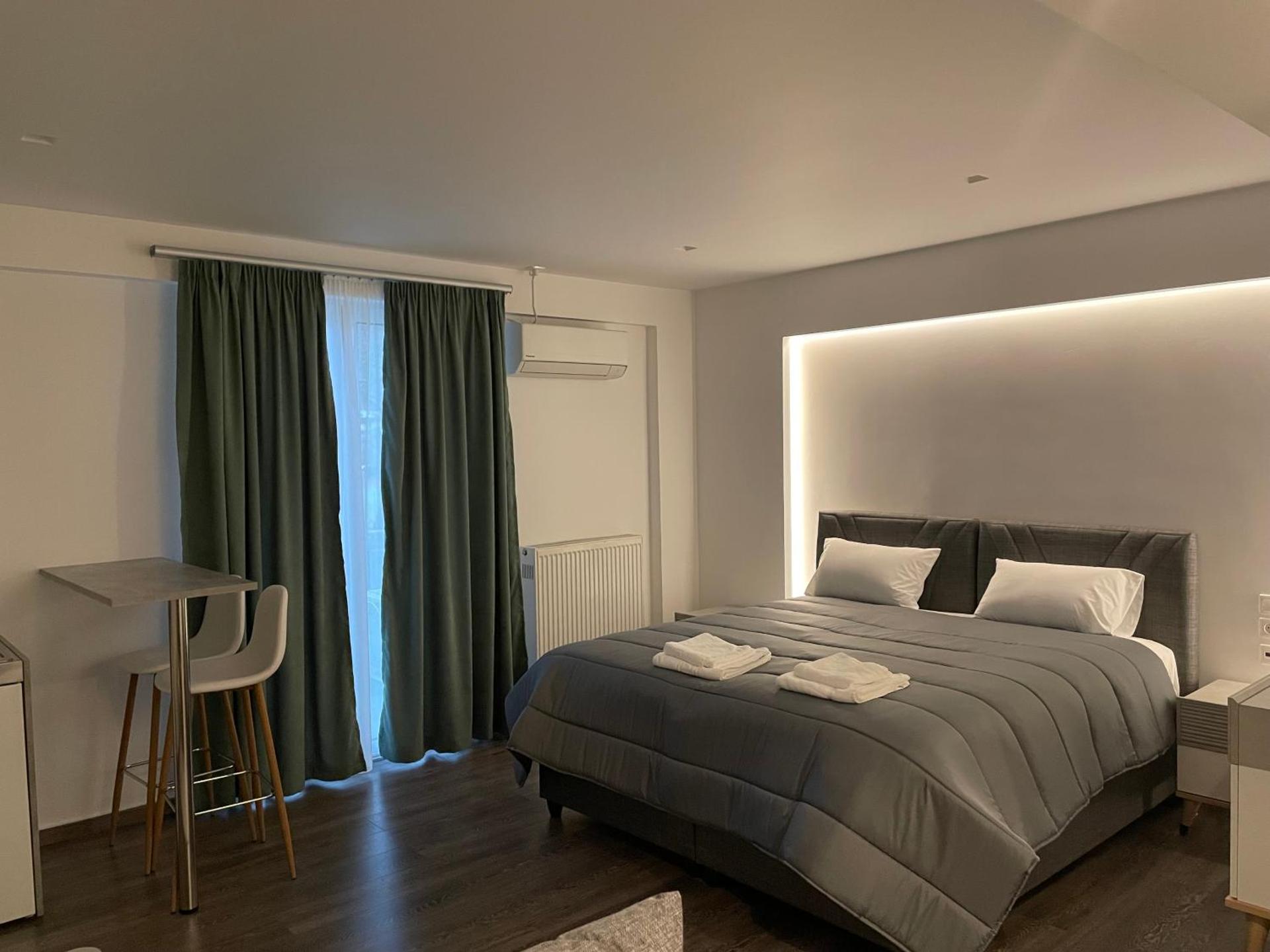 Varvitsiotis Studios