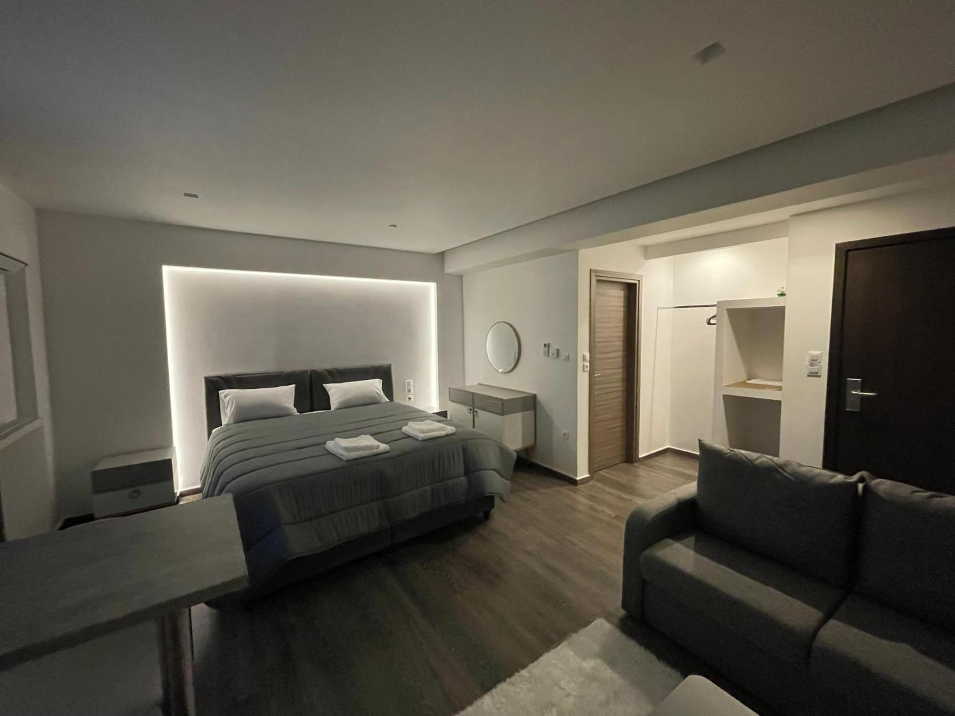 Varvitsiotis Studios