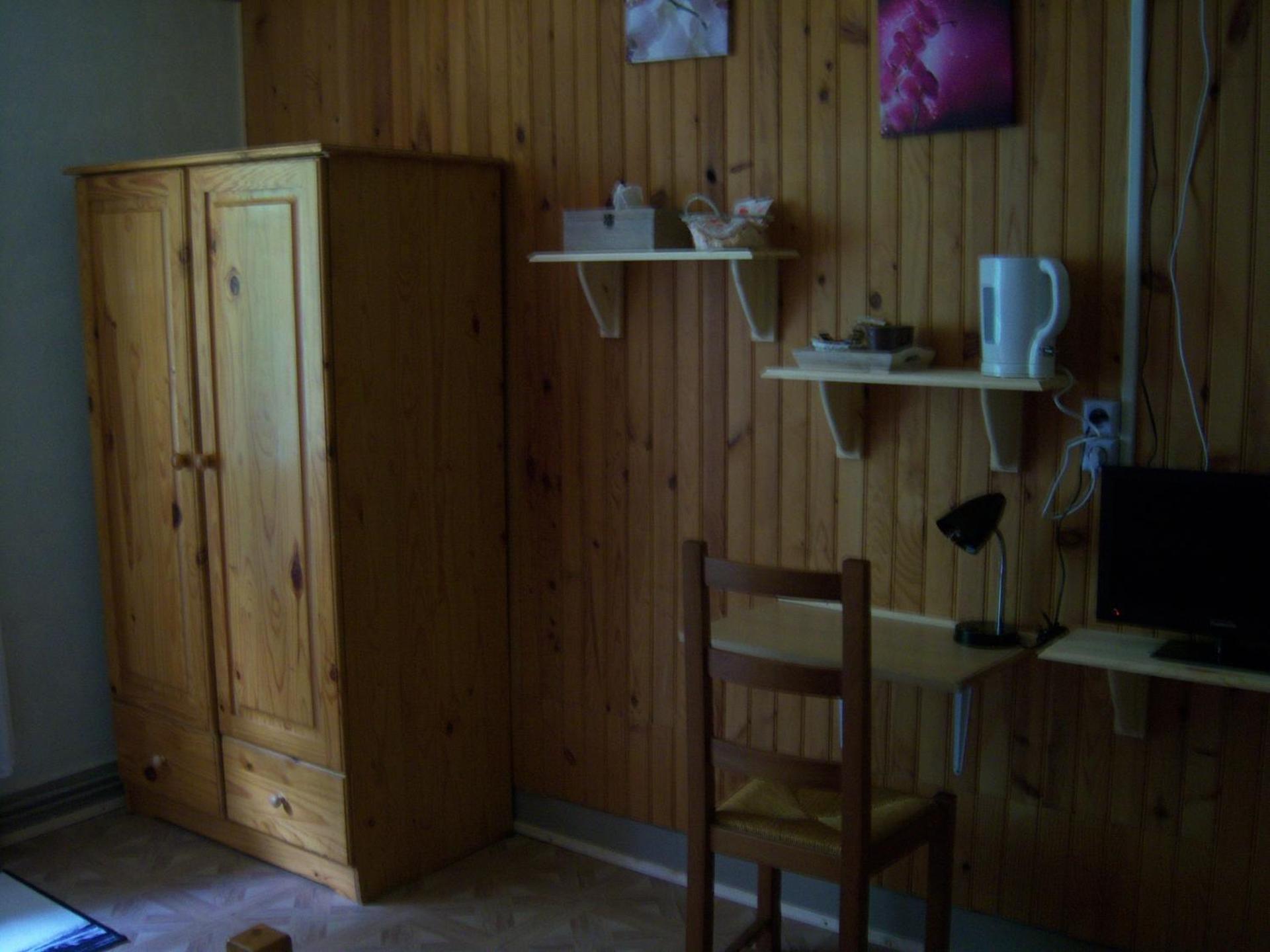 Twin Room with Private Bathroom