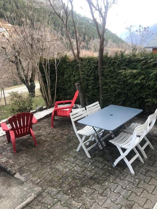 Appartement rez de jardin montée de l'alpe d'Huez