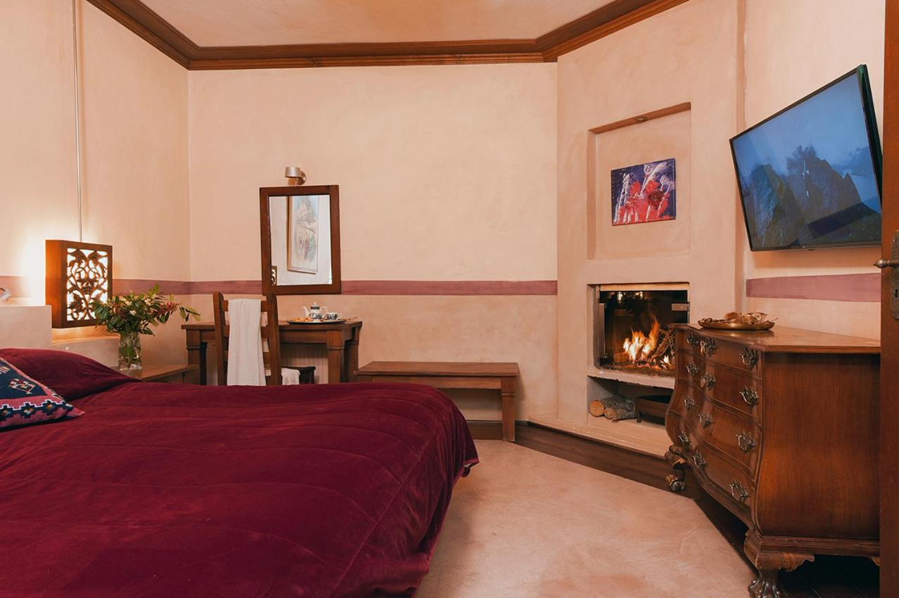 Katogi Averoff Hotel & Winery