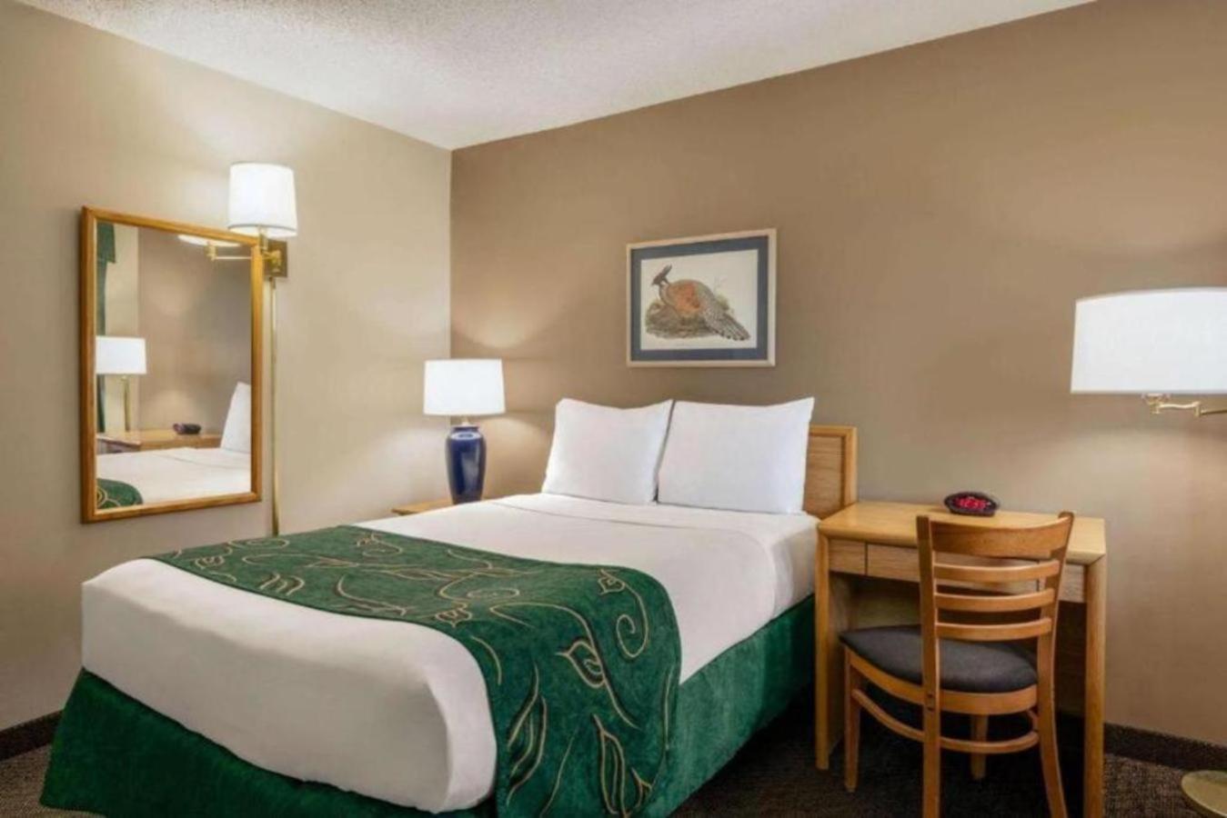 Travelodge by Wyndham Wellington