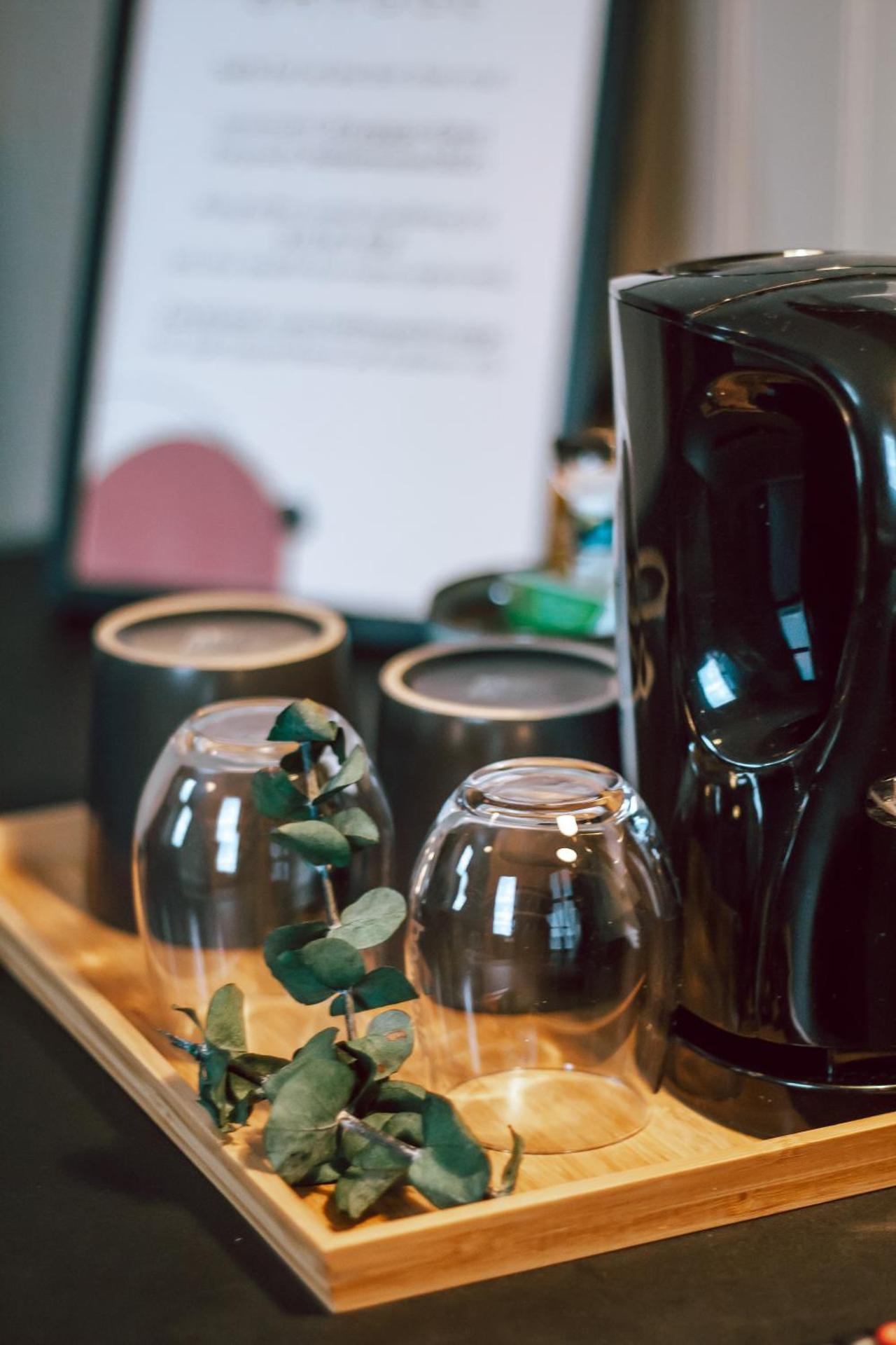 Coffee/tea facilities