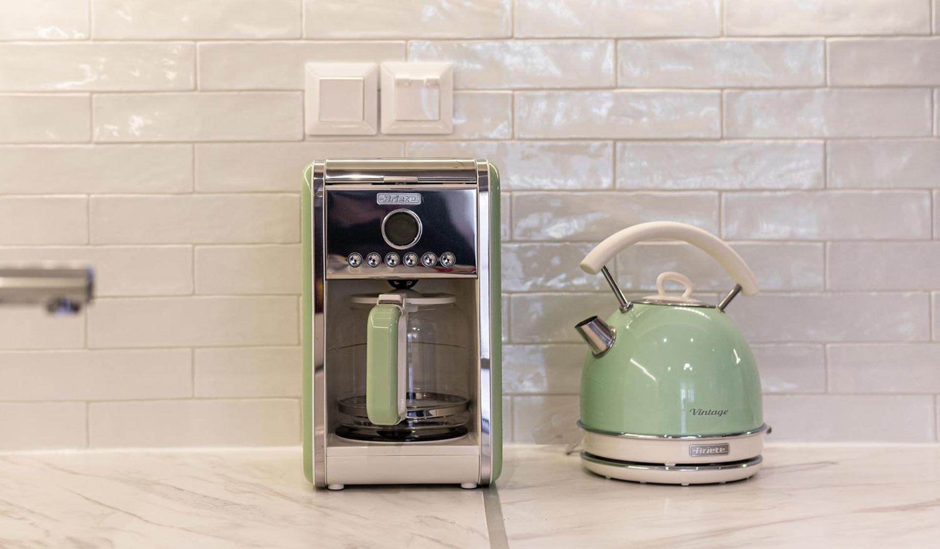 Coffee/tea facilities