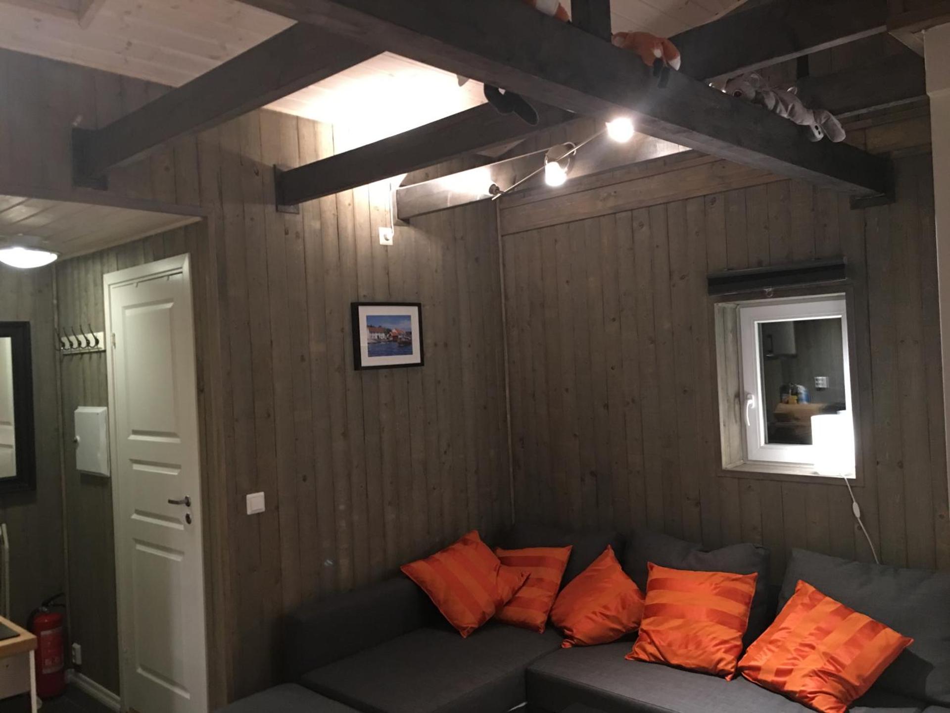 Voss- Oppheim suite private cozy cabin