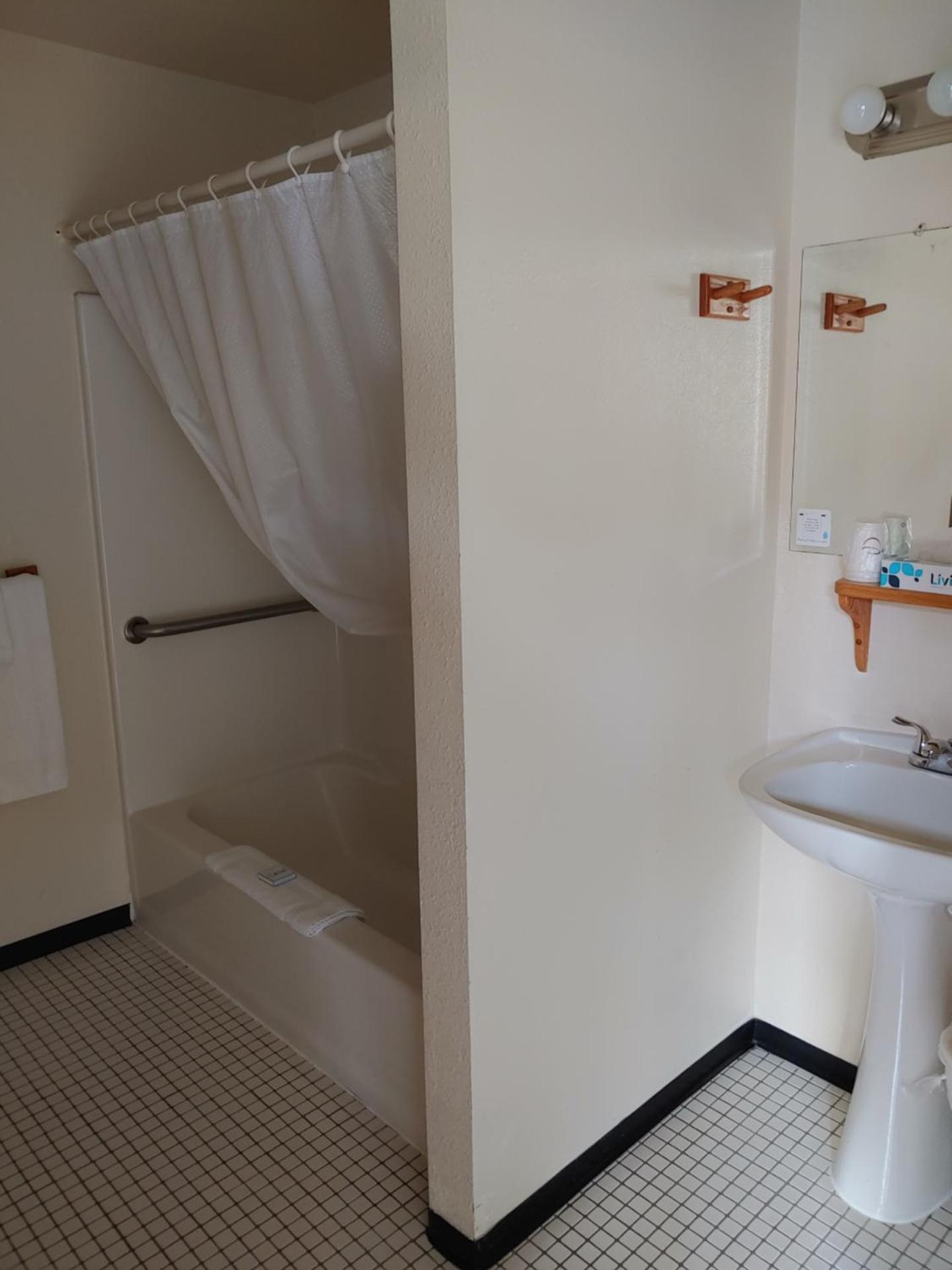 The Dublin House Motel