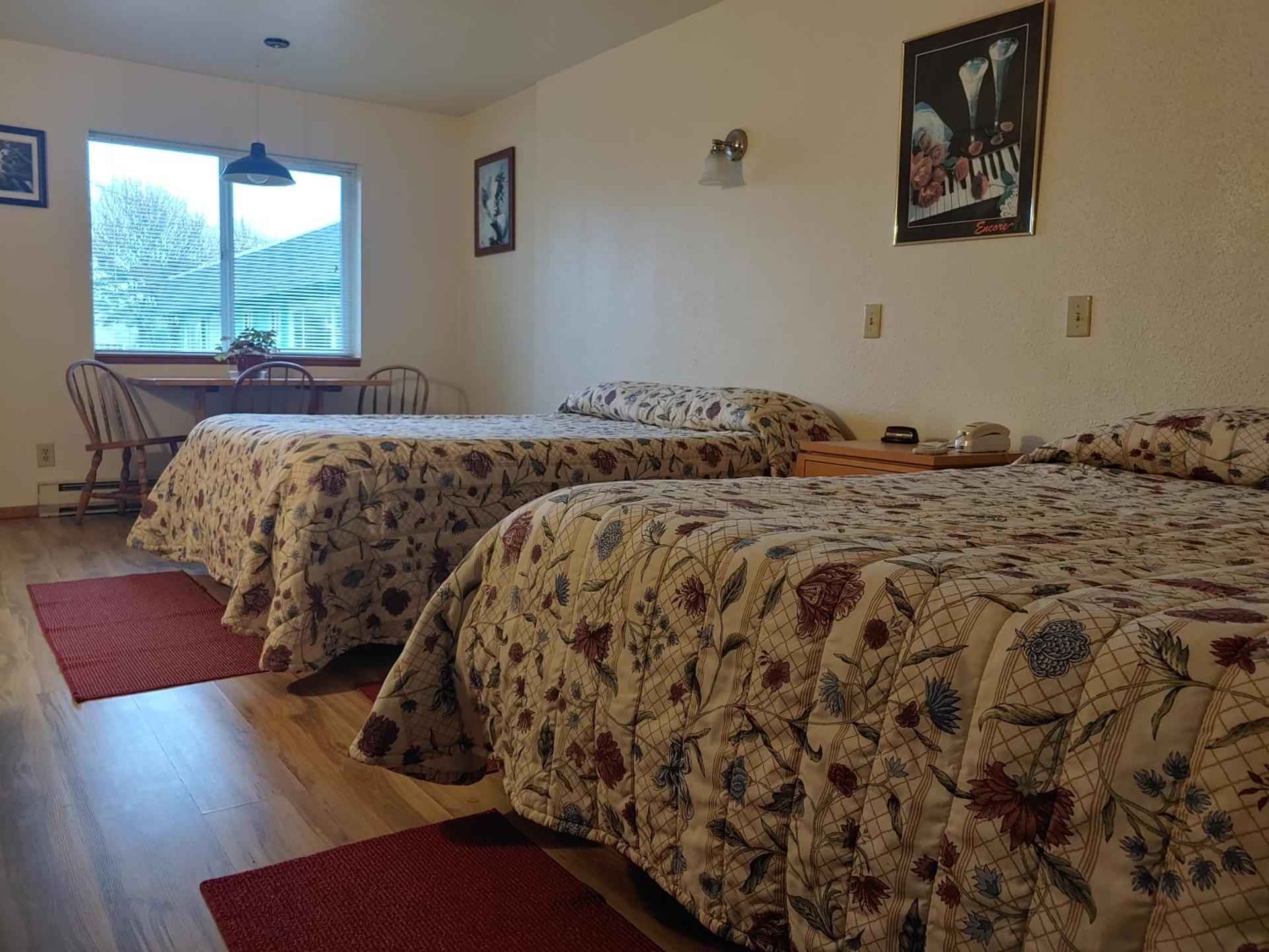 Standard Queen Room with Two Queen Beds