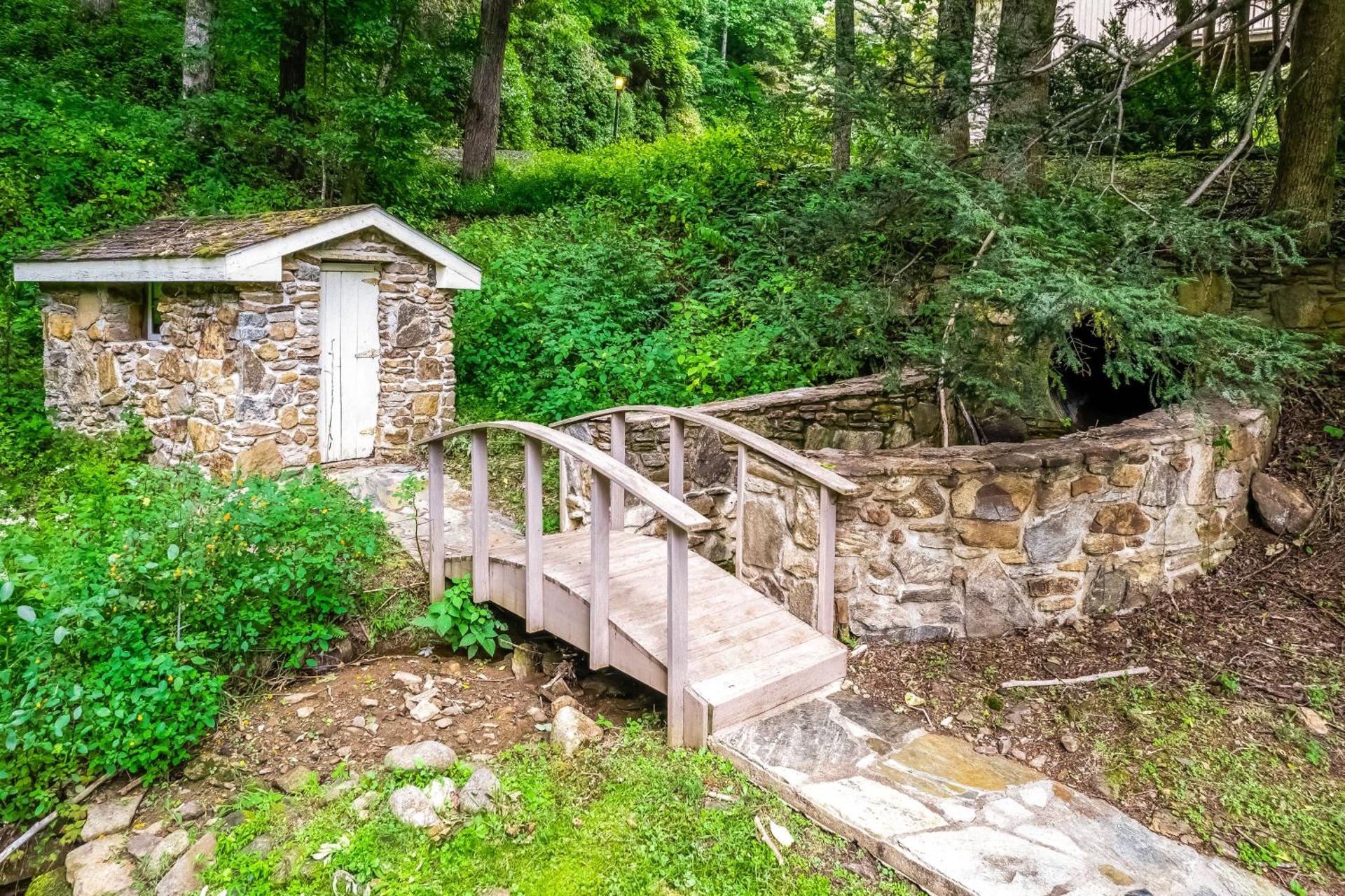 The Guest House at Big Bear Estates