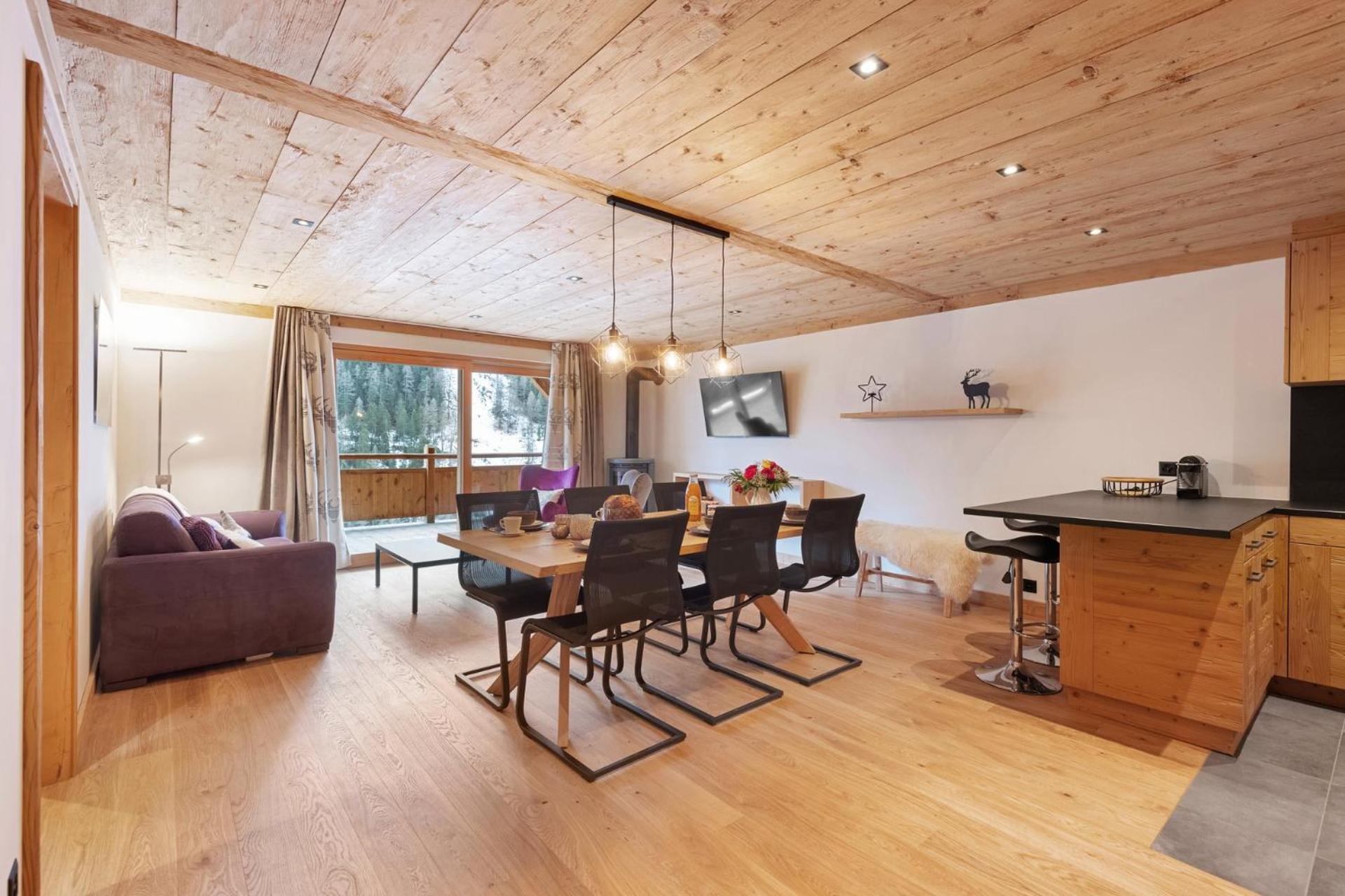 Chalet Larchwood by Mrs Miggins