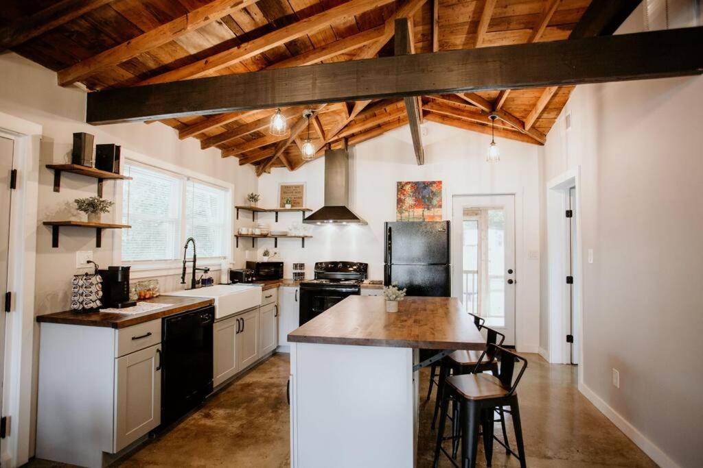 The Turquoise Door Modern Rustic in Town of Lexington