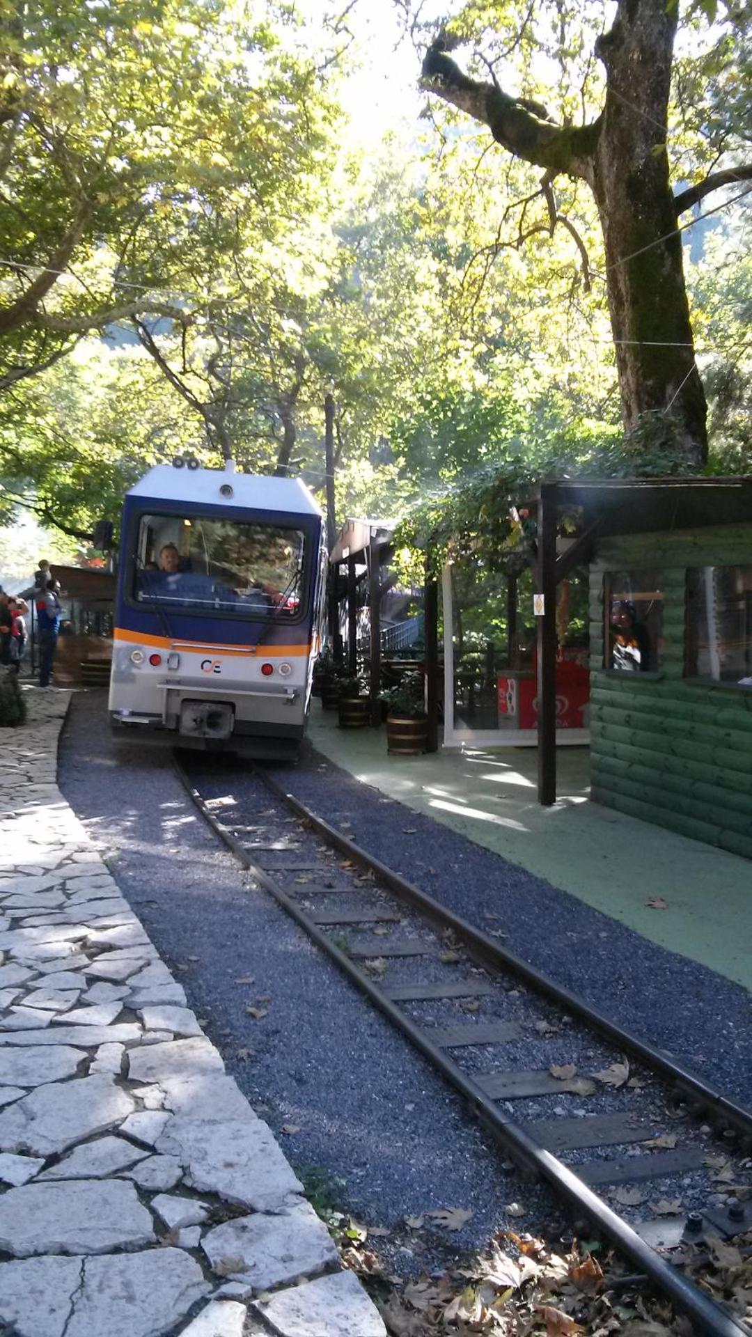 ΦΙΛΥΡΑ ΠΕΤΡΙΝΟ