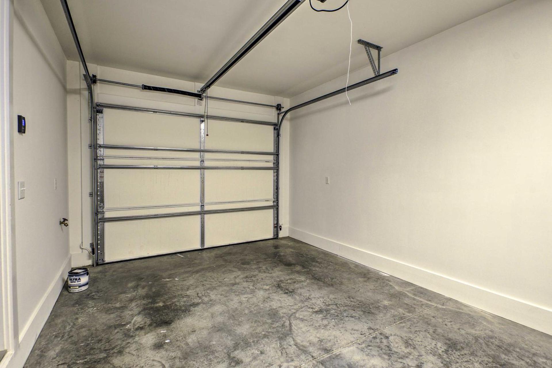 Resort Perks and Pools Townhome By Barefoot Landing