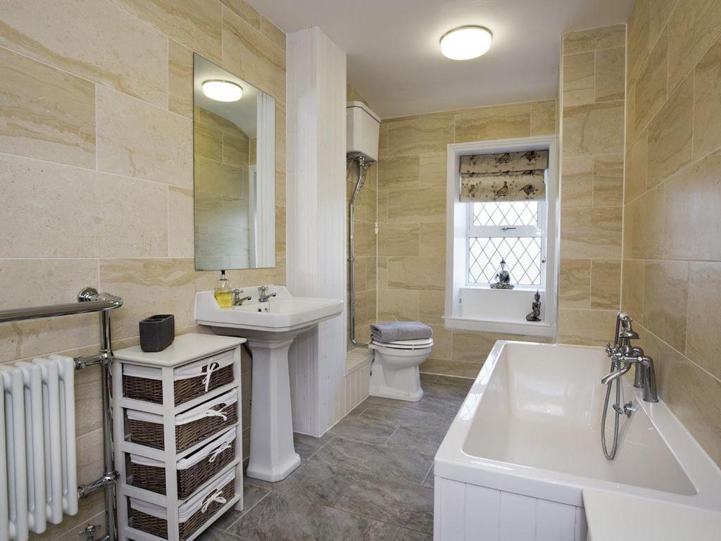 Exquisite Bronte Country Cottage - Free Parking