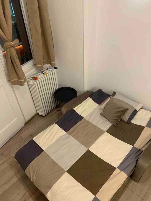 Charming 1937 #Victory Avenue