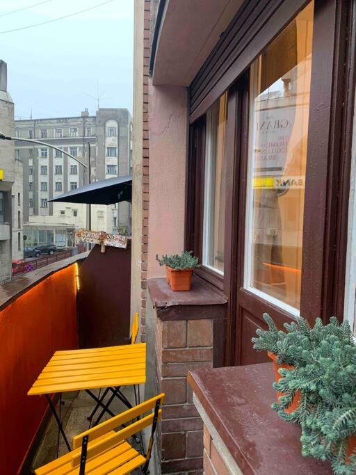 Charming 1937 #Victory Avenue