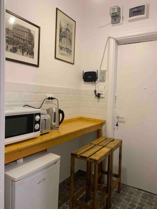 Charming 1937 #Victory Avenue