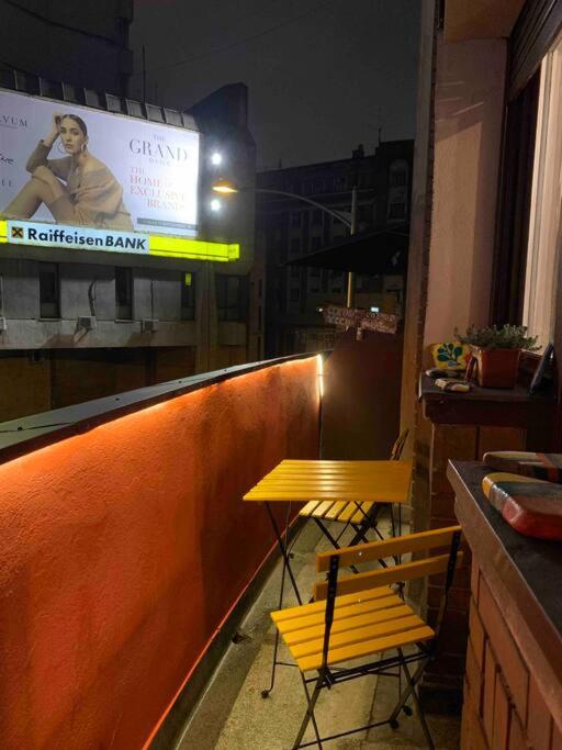 Charming 1937 #Victory Avenue