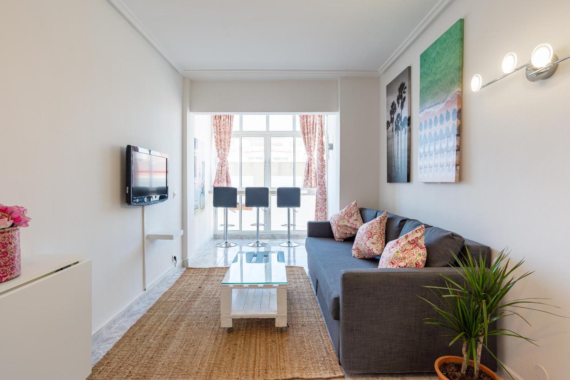 Steps away from the sand/ Malagueta beach