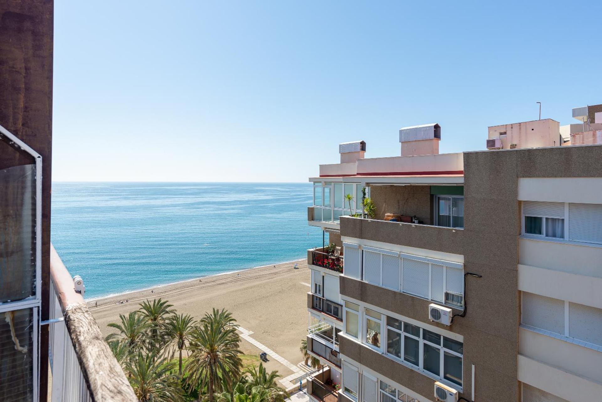 Steps away from the sand/ Malagueta beach