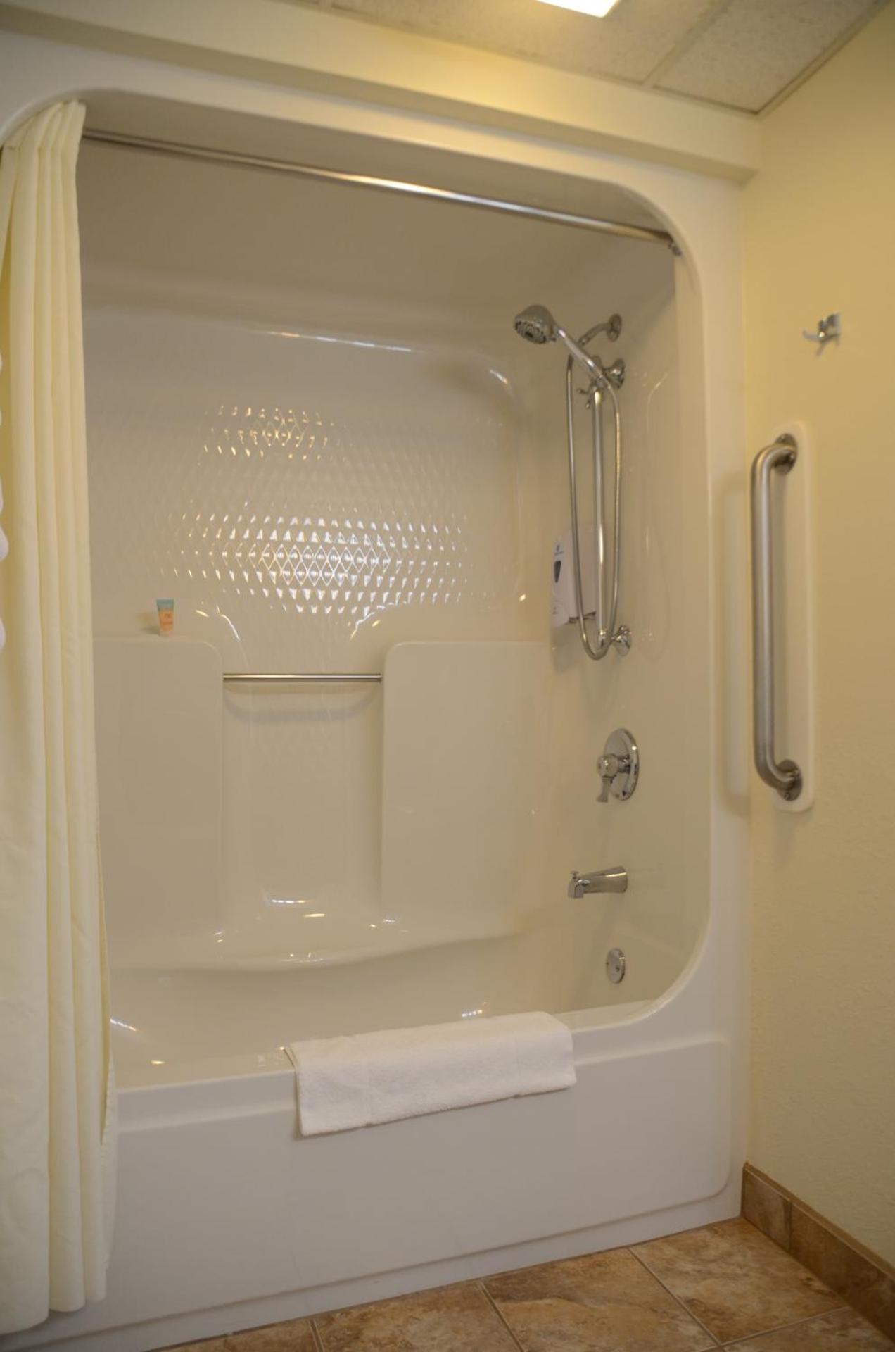 North Star Hotel Pictured Rocks