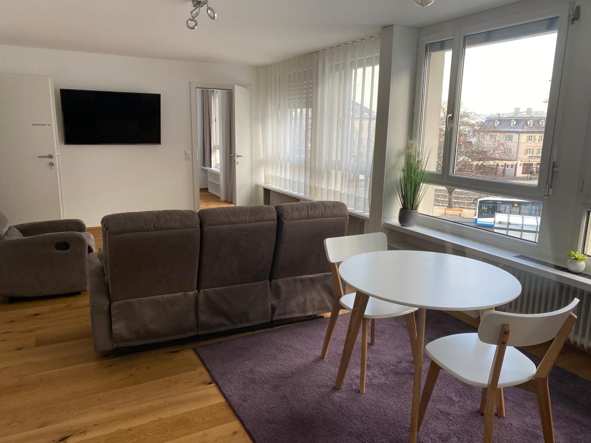 Zimmer & Appartements am Schloßplatz