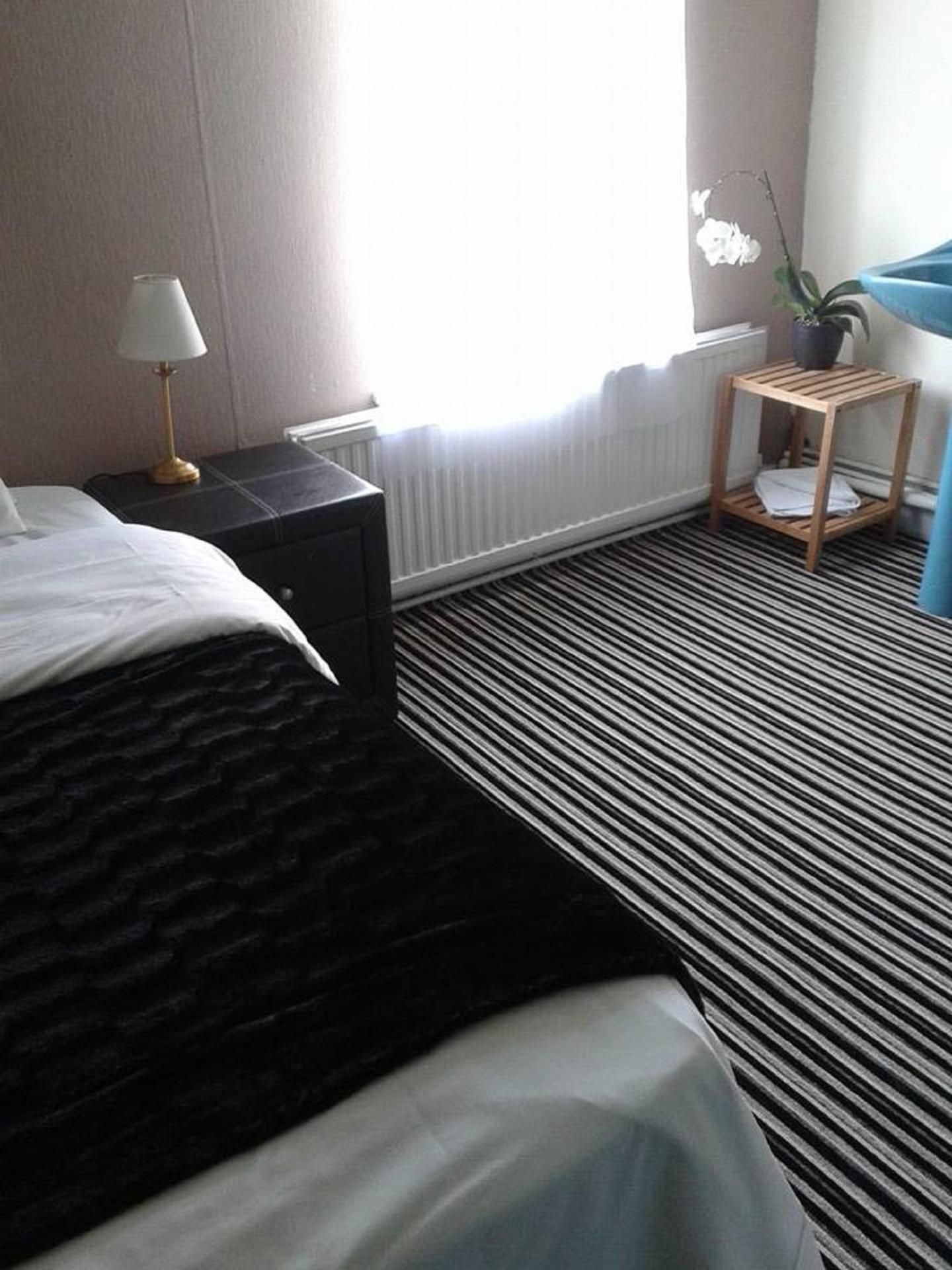 Single Room with Shared Bathroom