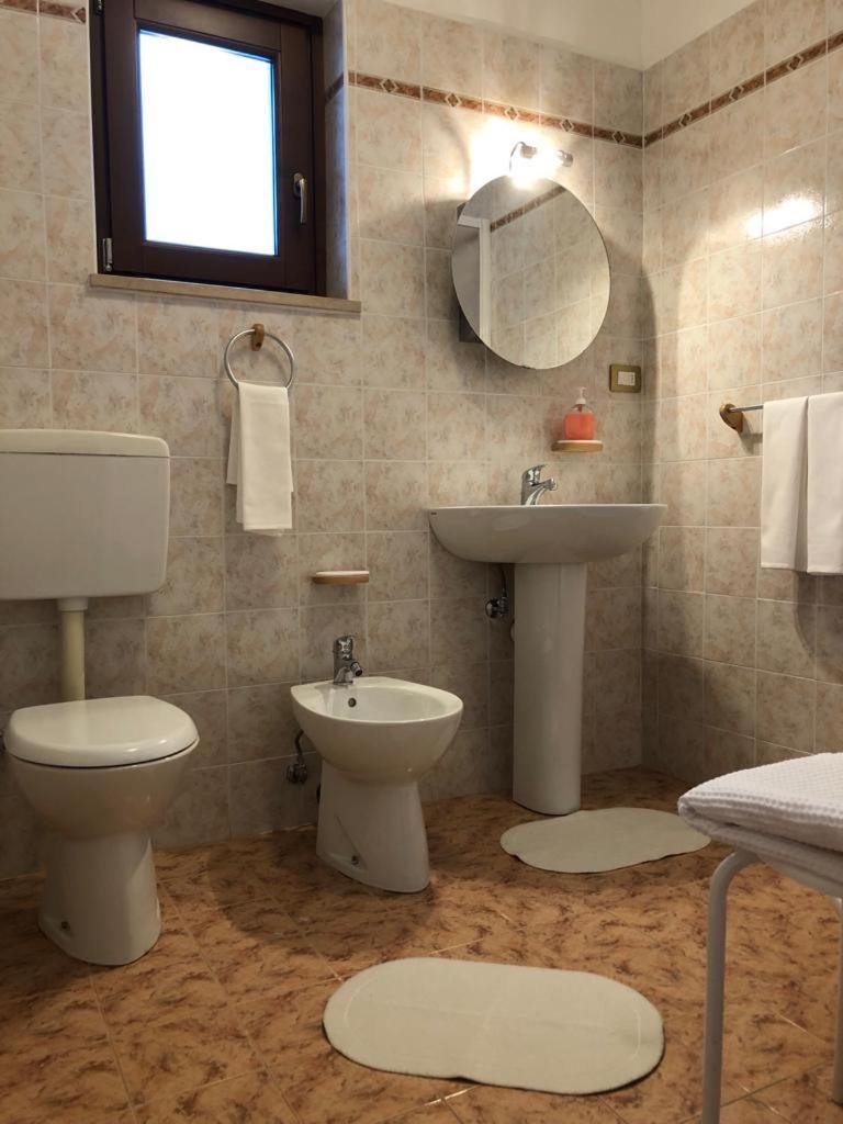 Apartment with Mountain View